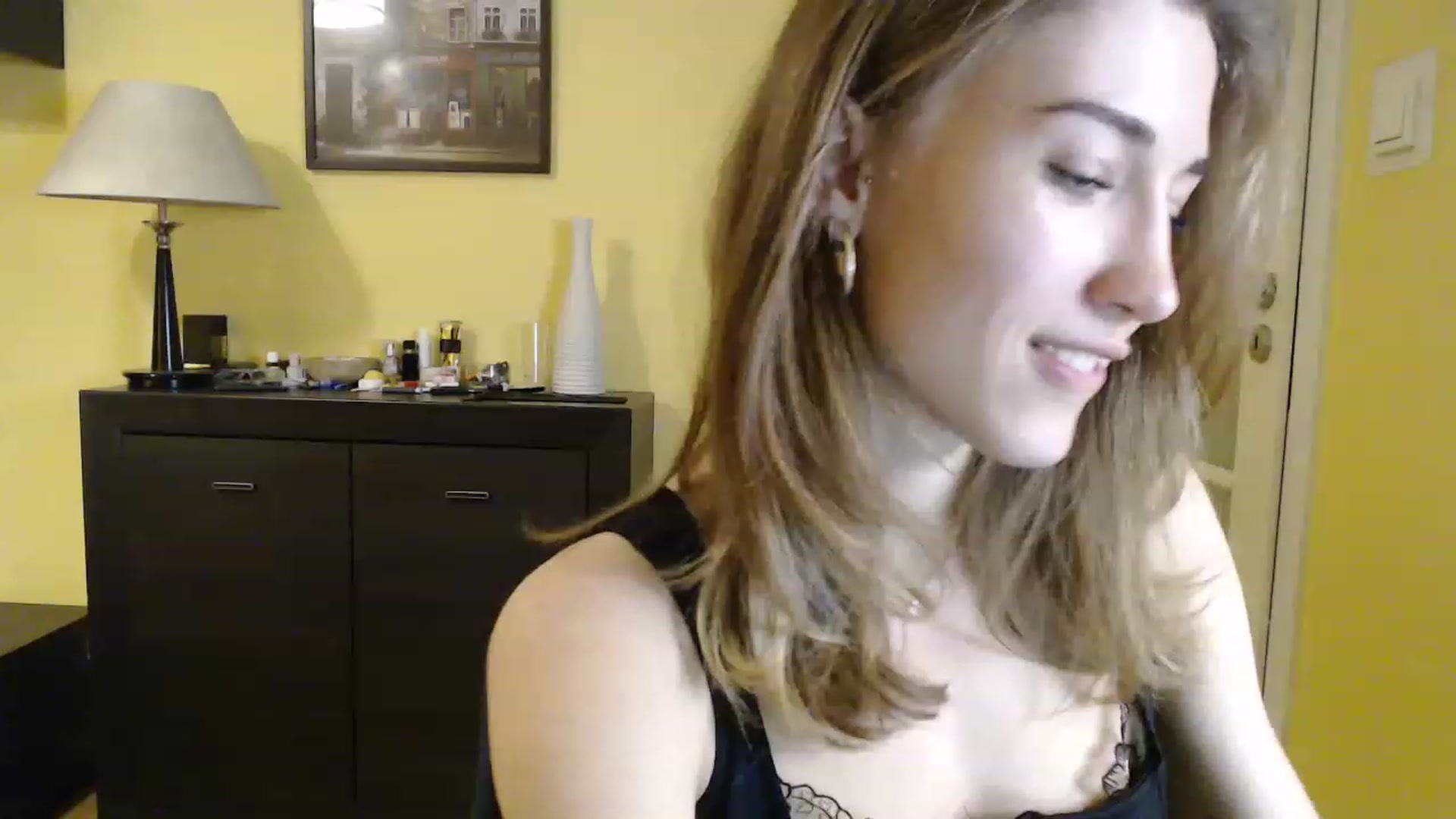 Gallery image thumbnail from GalaxyAnisia's myfreecams stream on, 12/29/2022, 18:19 image 17 of 20