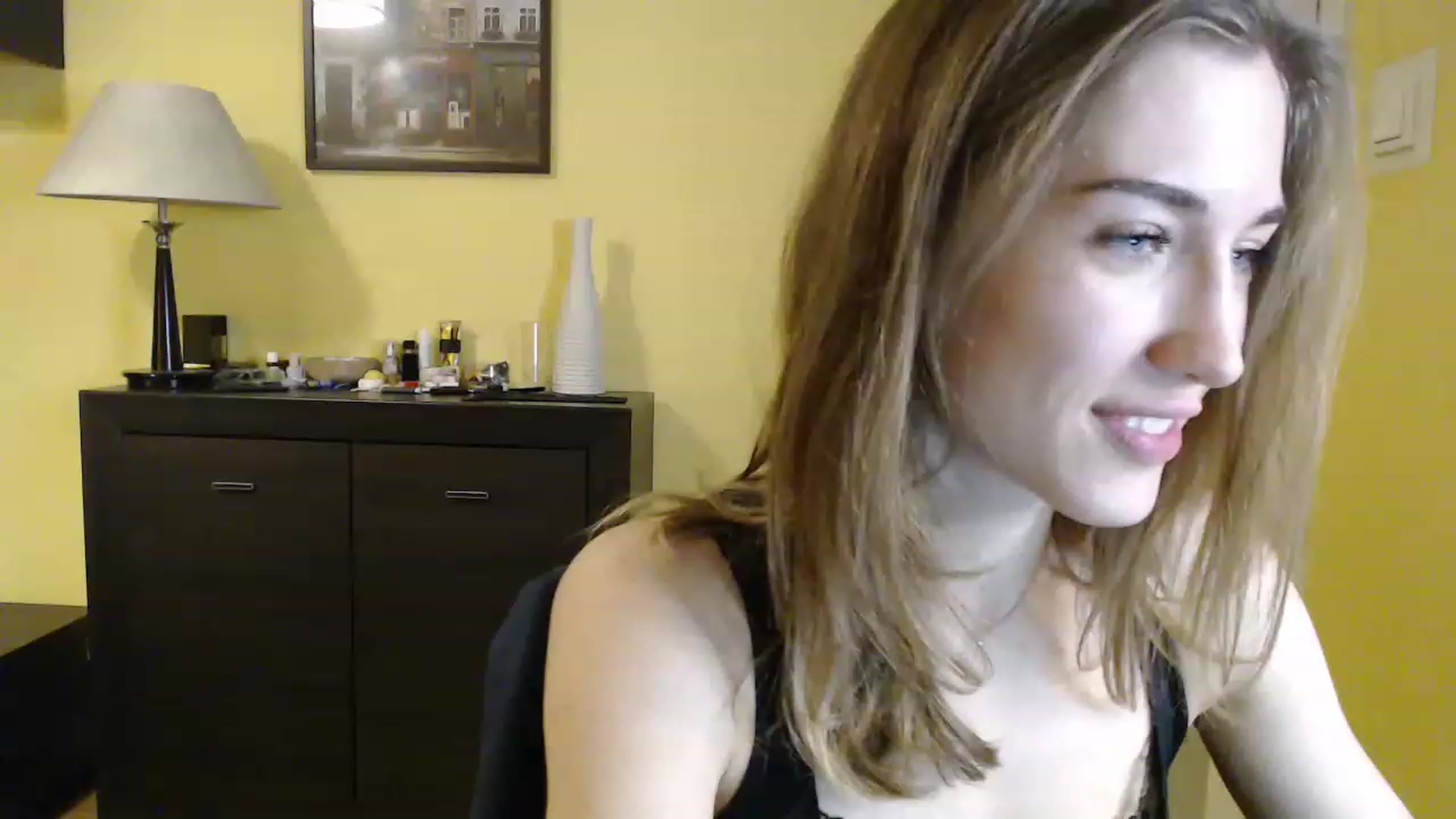 Gallery image thumbnail from GalaxyAnisia's myfreecams stream on, 12/29/2022, 18:19 image 13 of 20
