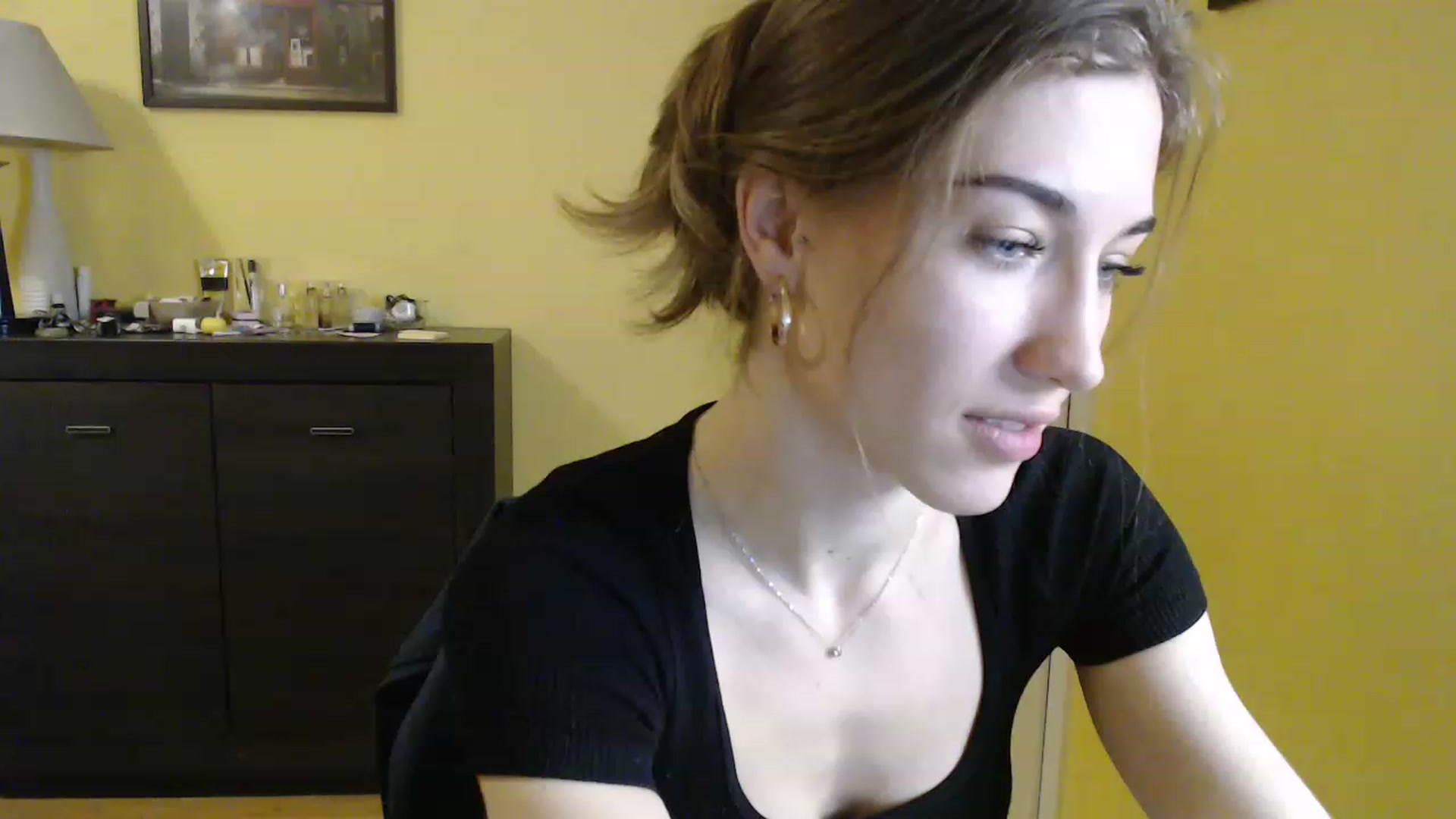 Gallery image thumbnail from GalaxyAnisia's myfreecams stream on, 01/30/2023, 07:42 image 14 of 20