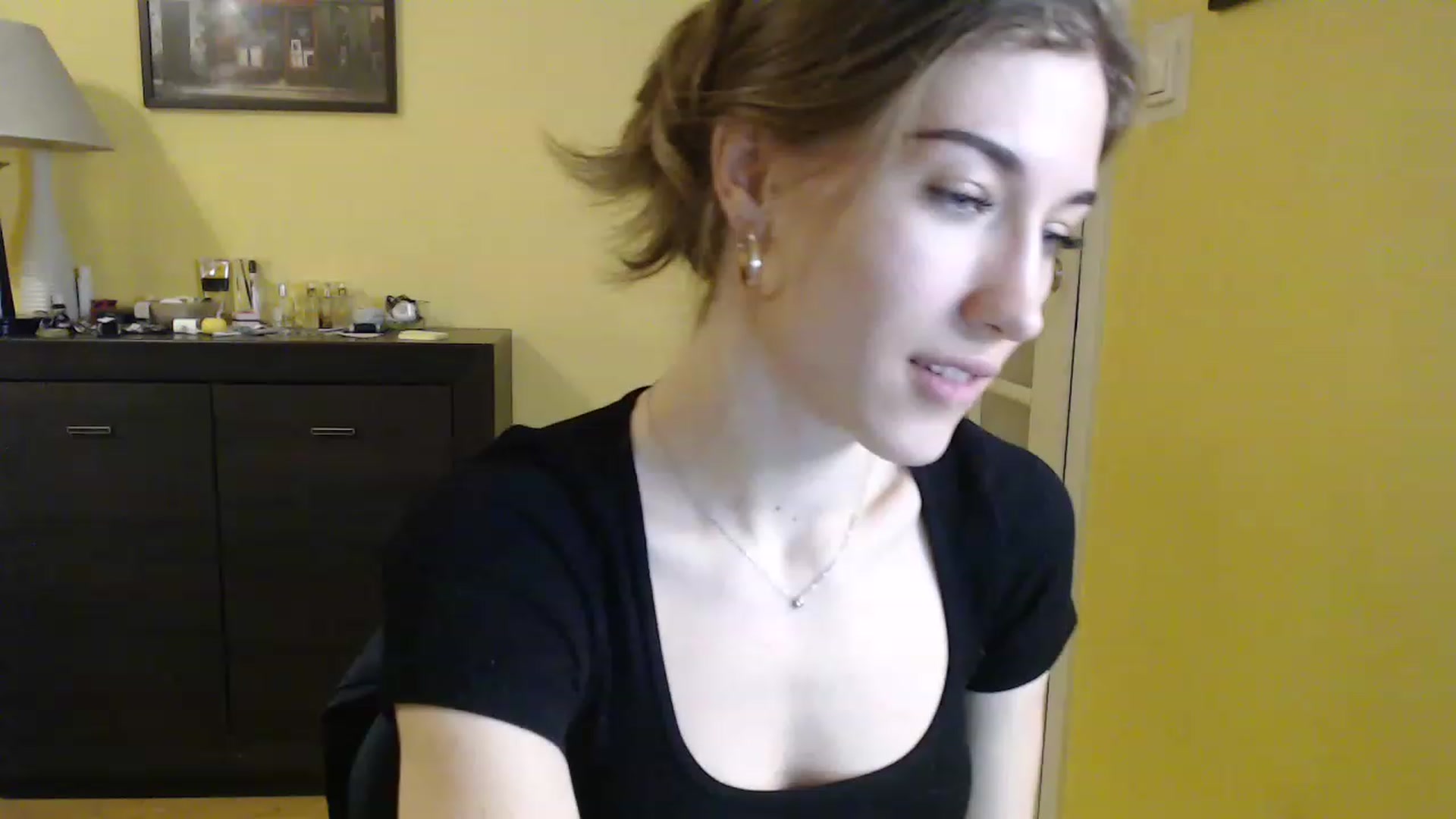 Gallery image thumbnail from GalaxyAnisia's myfreecams stream on, 01/30/2023, 07:42 image 6 of 20