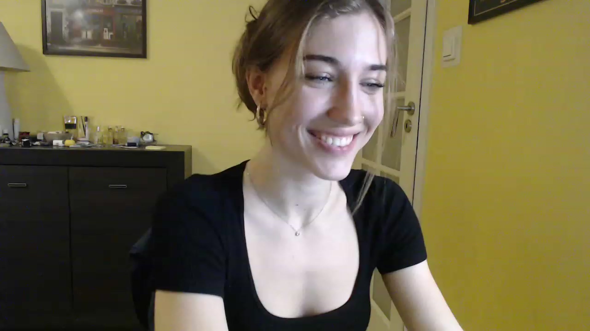 Gallery image thumbnail from GalaxyAnisia's myfreecams stream on, 01/30/2023, 10:57 image 13 of 20