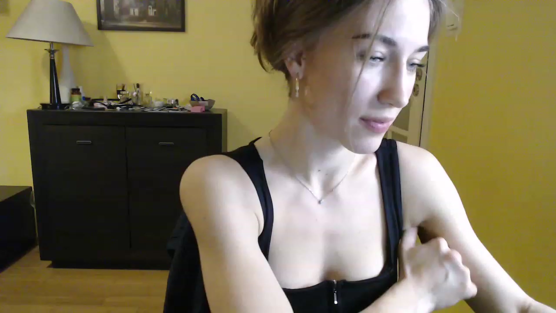 Gallery image thumbnail from GalaxyAnisia's myfreecams stream on, 02/06/2023, 19:30 image 18 of 20