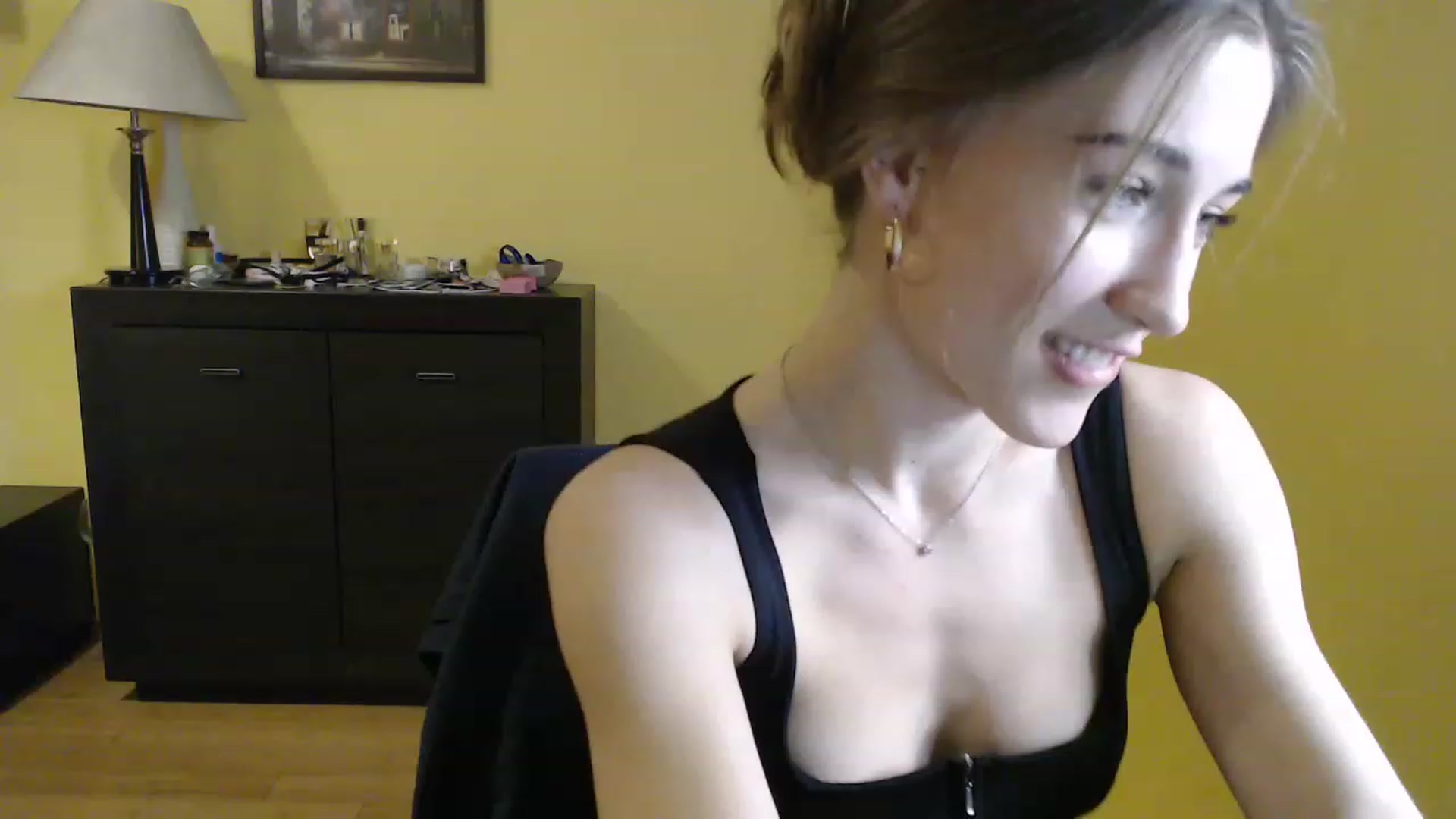 Gallery image thumbnail from GalaxyAnisia's myfreecams stream on, 02/06/2023, 19:30 image 12 of 20