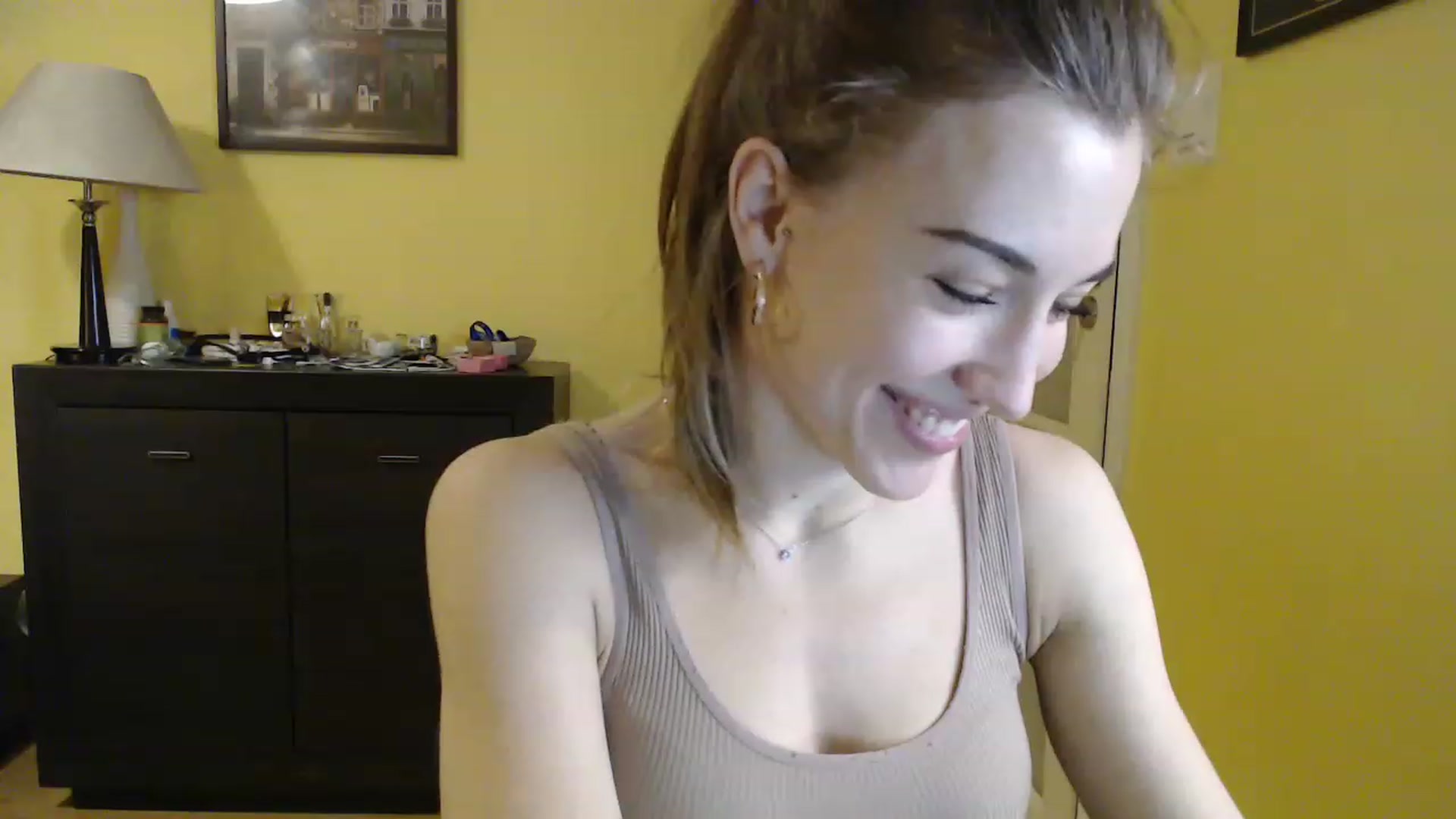 Gallery image thumbnail from GalaxyAnisia's myfreecams stream on, 02/07/2023, 09:43 image 5 of 20