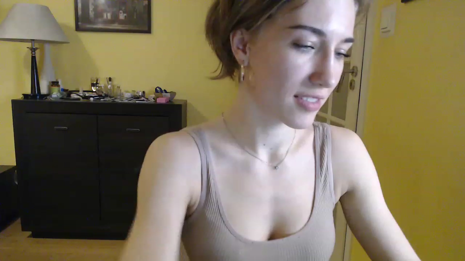 Gallery image thumbnail from GalaxyAnisia's myfreecams stream on, 02/07/2023, 19:26 image 19 of 20