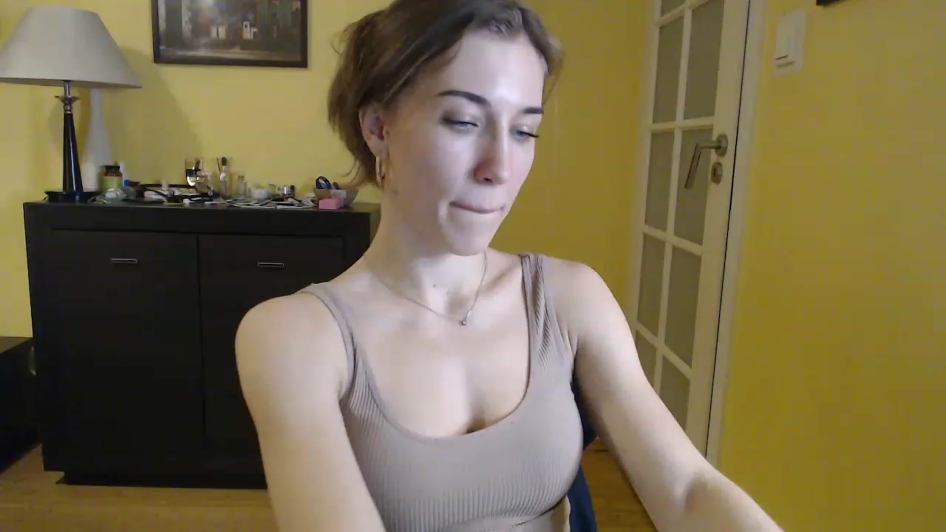 Gallery image thumbnail from GalaxyAnisia's myfreecams stream on, 02/07/2023, 19:26 image 14 of 20