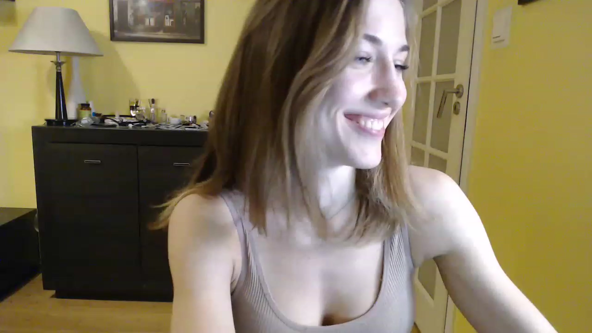 Gallery image thumbnail from GalaxyAnisia's myfreecams stream on, 02/07/2023, 20:20 image 8 of 20