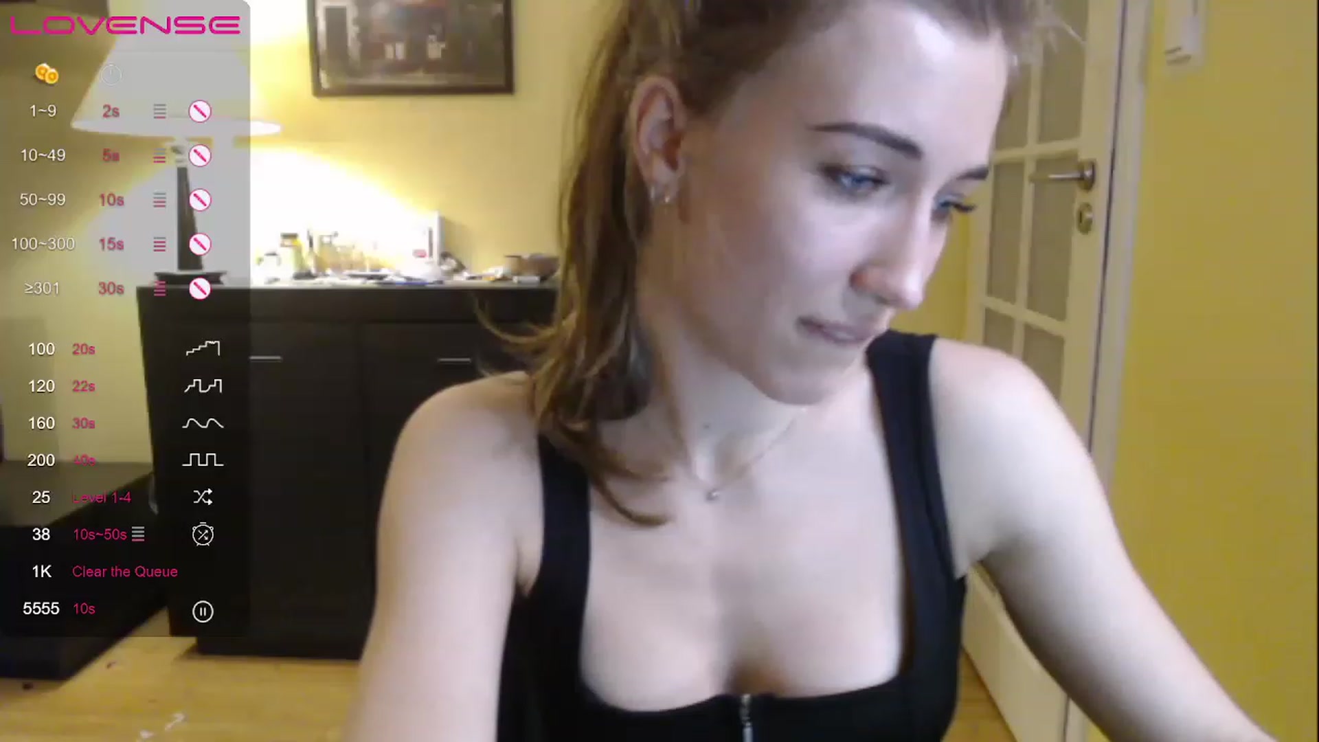 Gallery image thumbnail from GalaxyAnisia's myfreecams stream on, 03/16/2023, 19:21 image 9 of 20