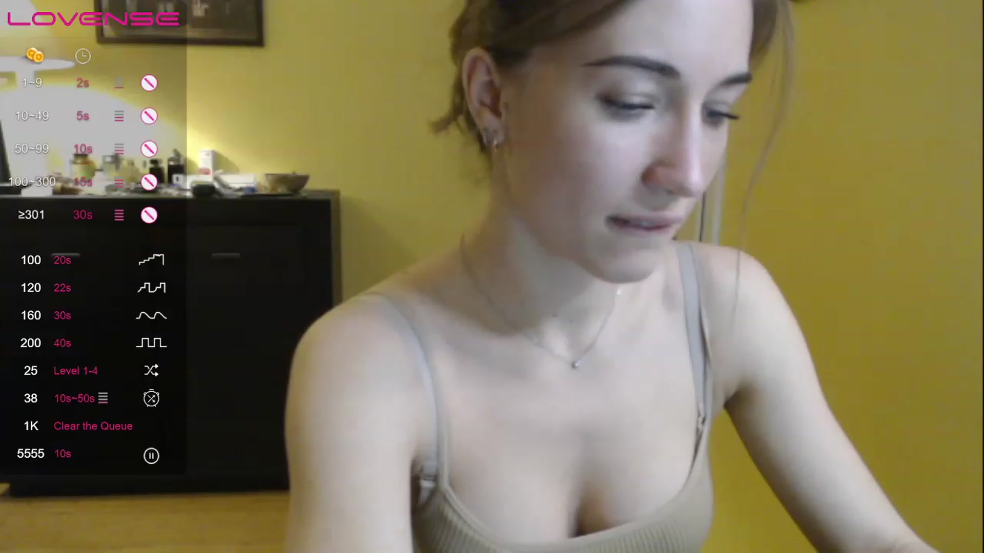 Gallery image thumbnail from GalaxyAnisia's myfreecams stream on, 03/27/2023, 17:17 image 6 of 20