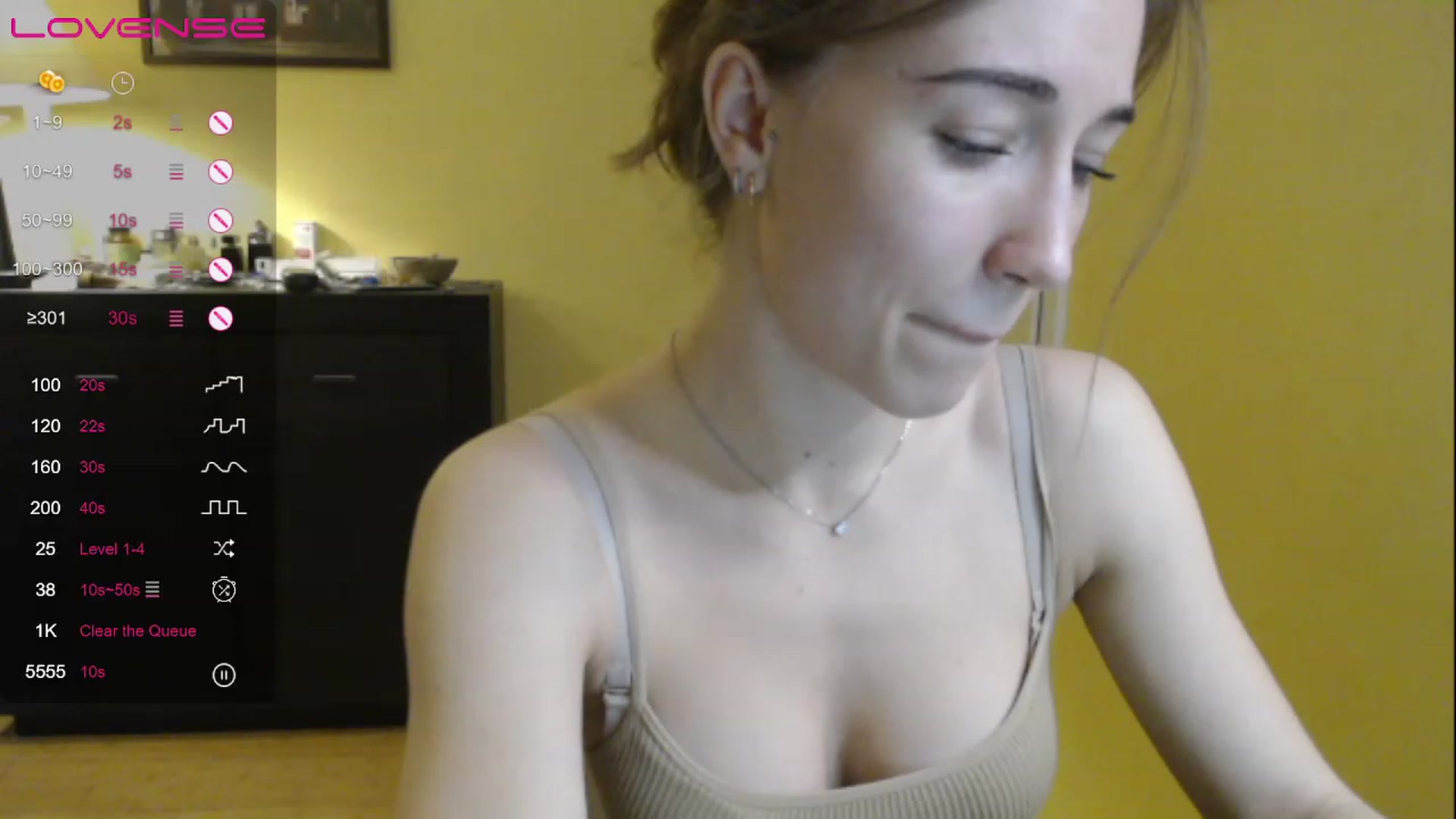 Gallery image thumbnail from GalaxyAnisia's myfreecams stream on, 03/27/2023, 17:17 image 4 of 20