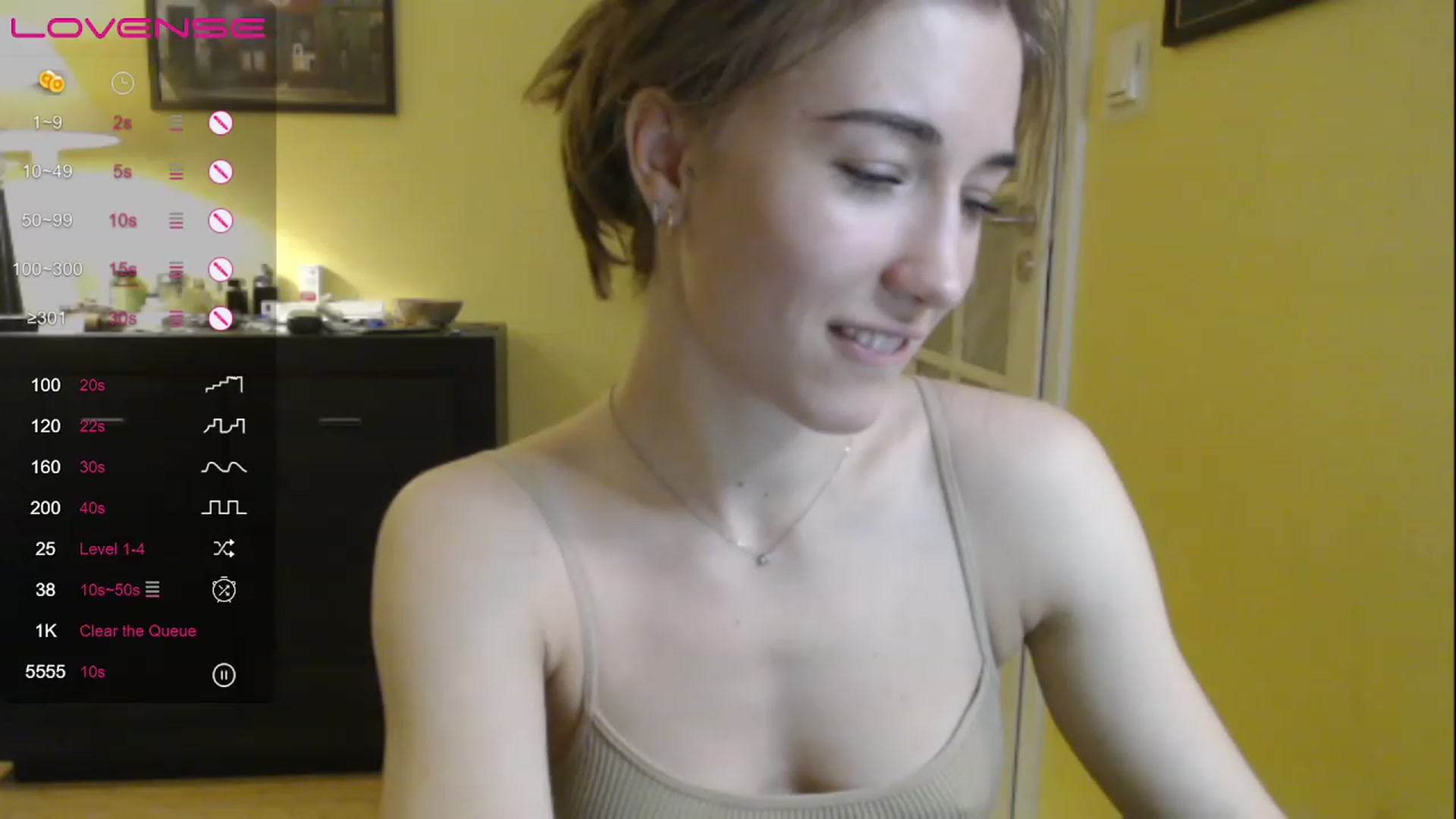 Gallery image thumbnail from GalaxyAnisia's myfreecams stream on, 03/27/2023, 19:10 image 3 of 20