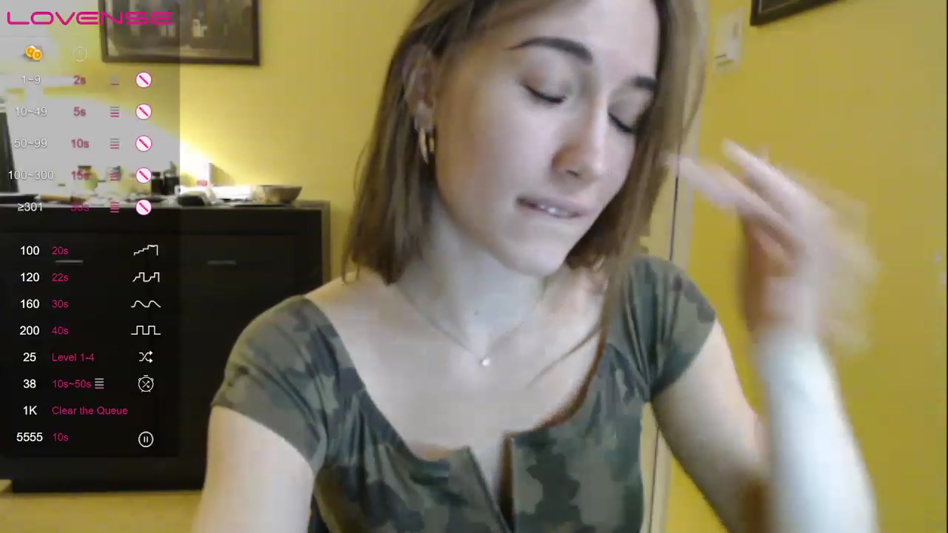 Gallery image thumbnail from GalaxyAnisia's myfreecams stream on, 03/28/2023, 16:49 image 11 of 20
