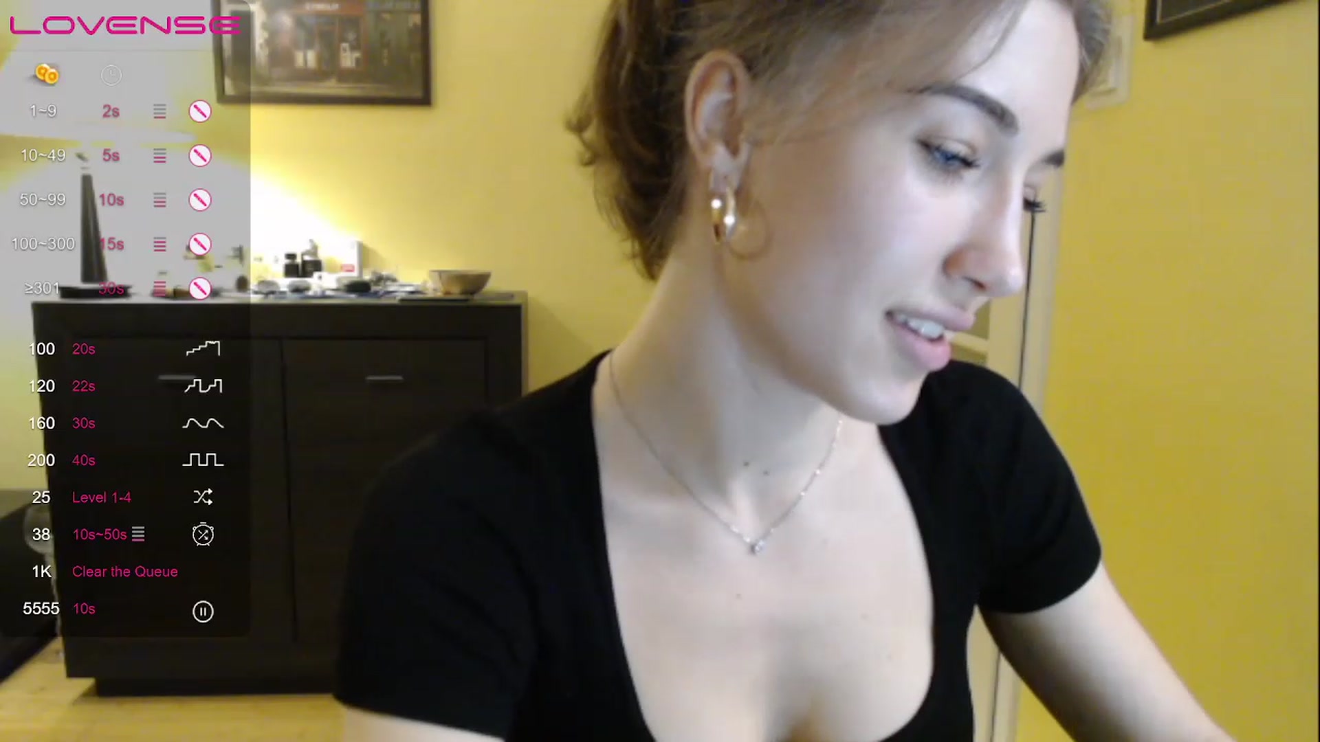 Gallery image thumbnail from GalaxyAnisia's myfreecams stream on, 03/29/2023, 16:07 image 17 of 20