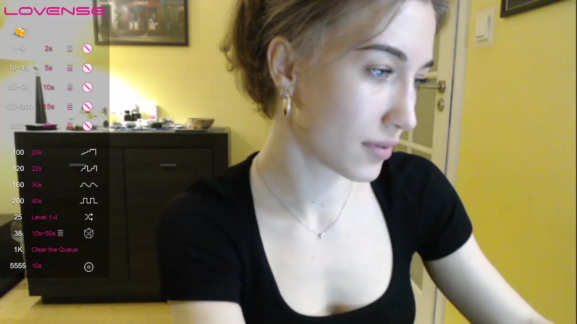 Gallery image thumbnail from GalaxyAnisia's myfreecams stream on, 03/29/2023, 16:07 image 11 of 20