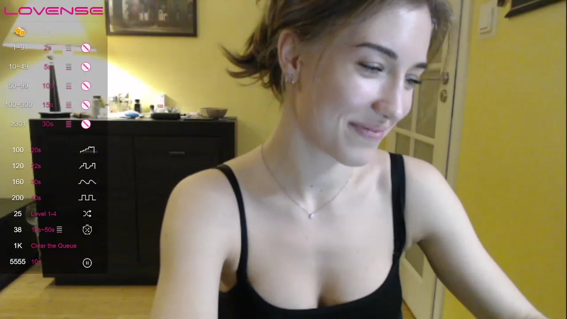 Gallery image thumbnail from GalaxyAnisia's myfreecams stream on, 03/31/2023, 18:51 image 3 of 20