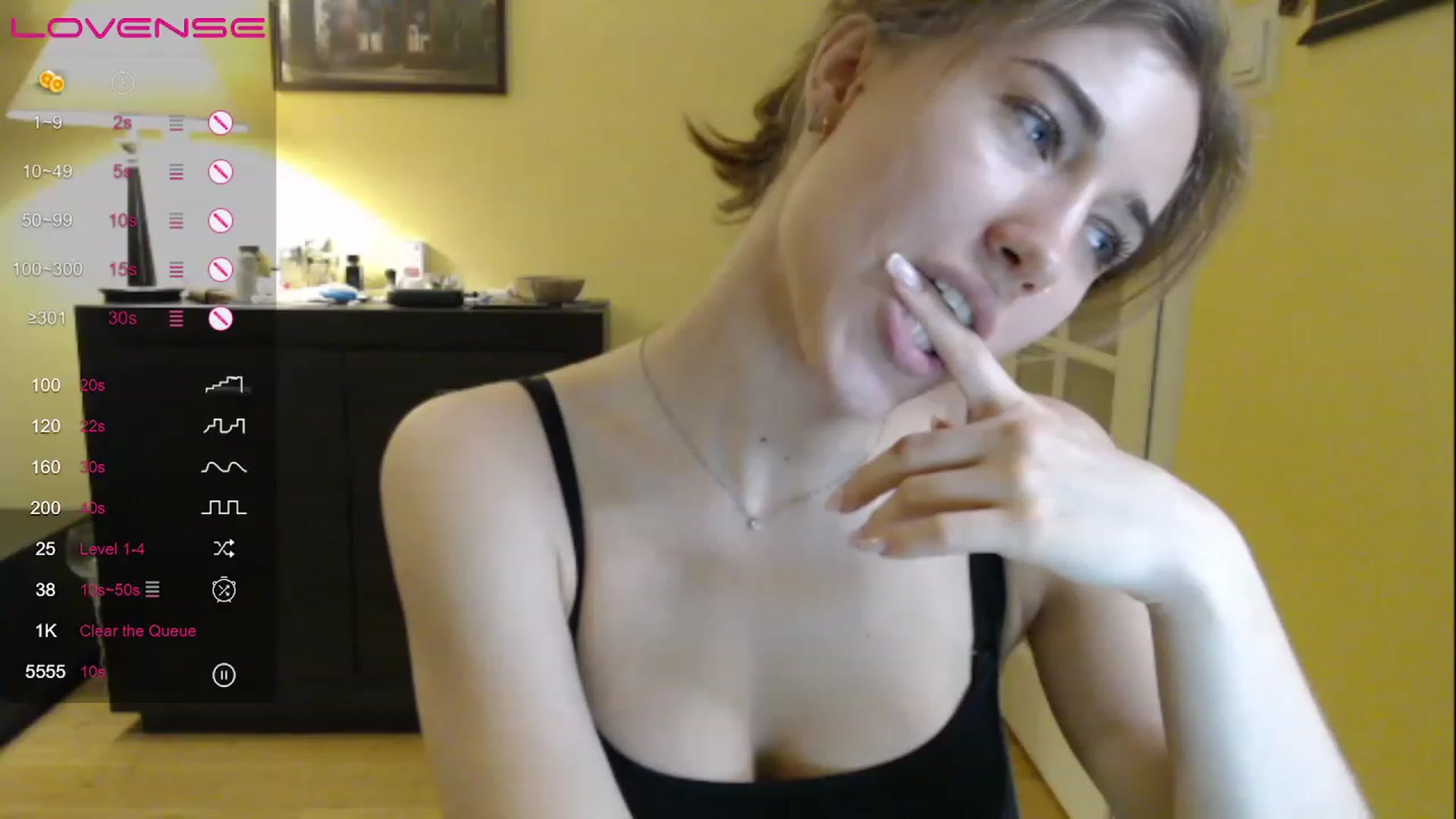 Gallery image thumbnail from GalaxyAnisia's myfreecams stream on, 03/31/2023, 18:51 image 14 of 20
