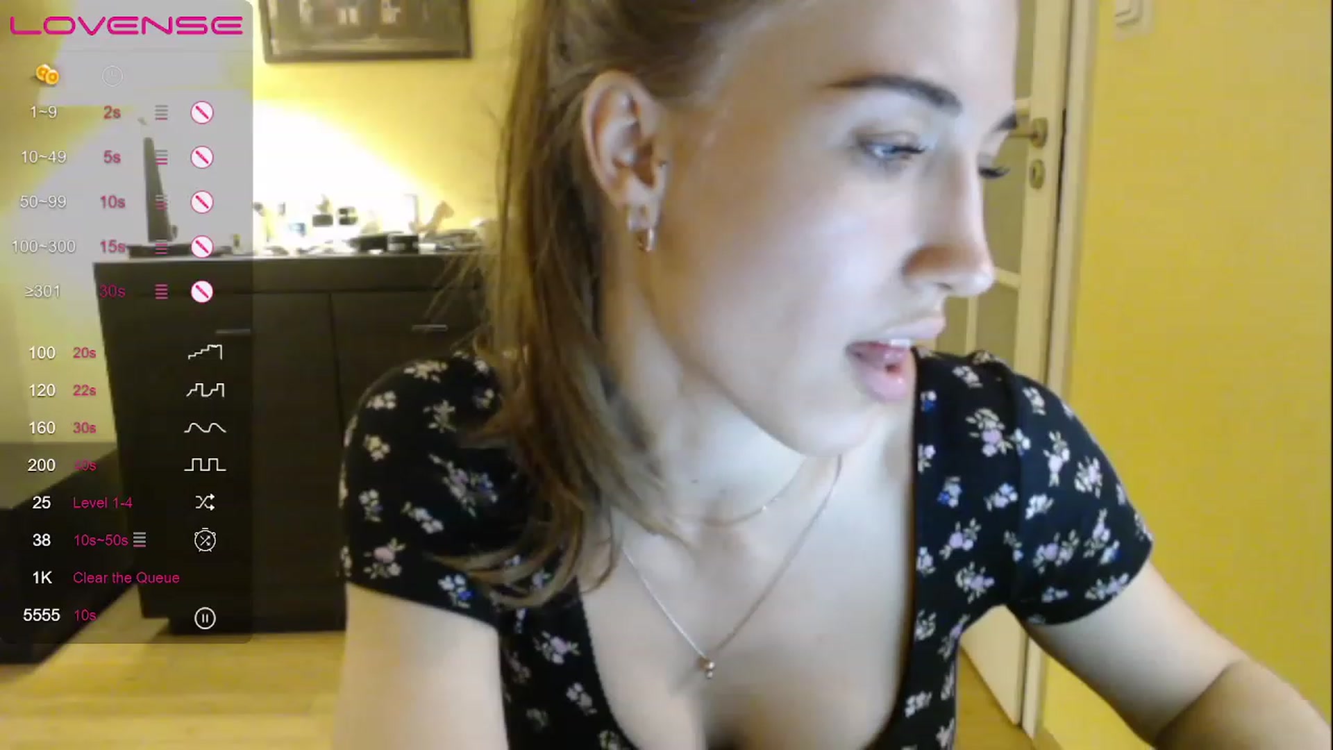 Gallery image thumbnail from GalaxyAnisia's myfreecams stream on, 05/02/2023, 16:47 image 15 of 20