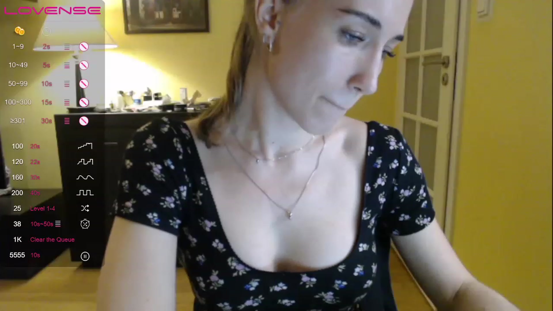 Gallery image thumbnail from GalaxyAnisia's myfreecams stream on, 05/02/2023, 17:53 image 15 of 20