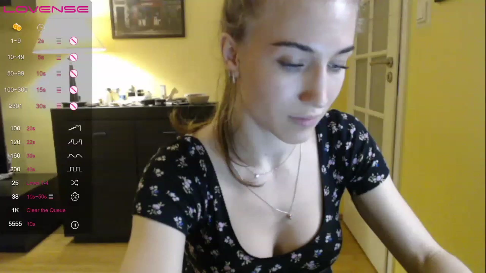 Gallery image thumbnail from GalaxyAnisia's myfreecams stream on, 05/02/2023, 18:33 image 5 of 20
