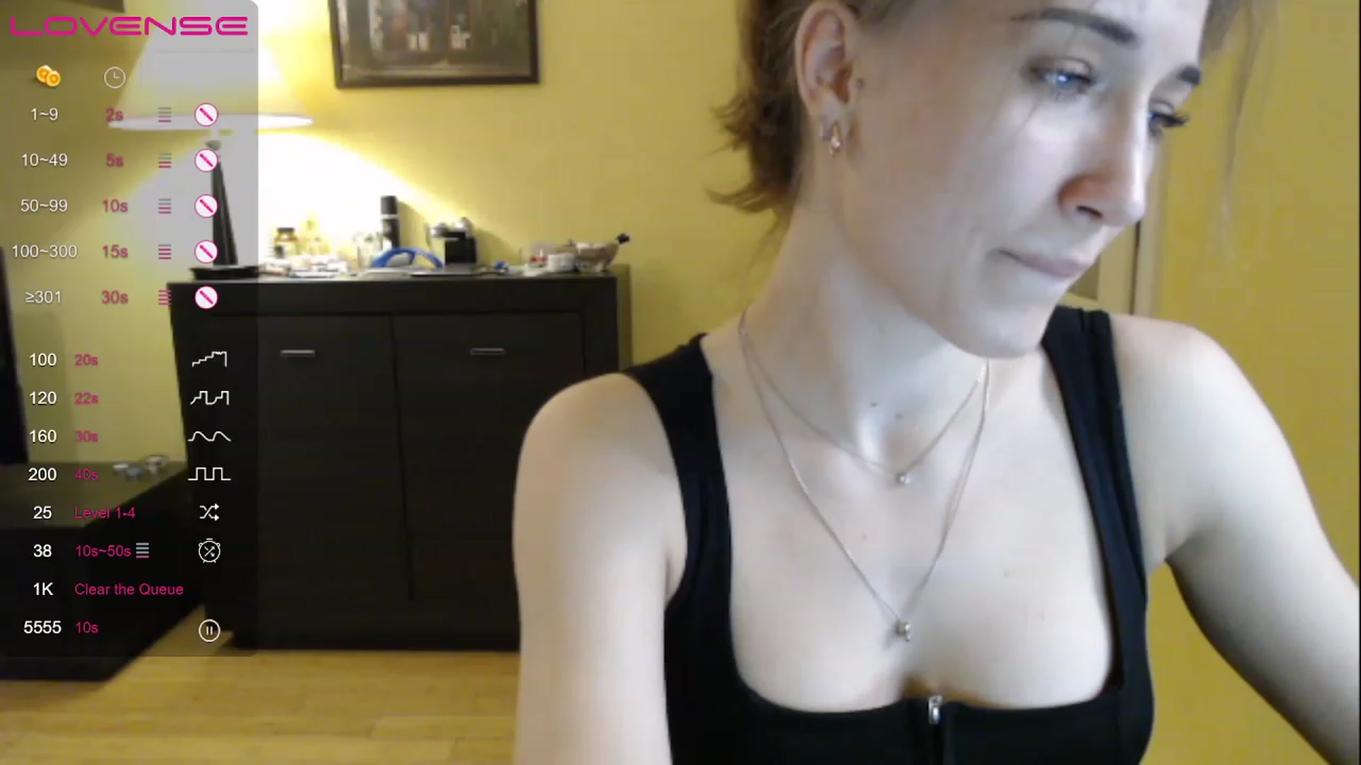 Gallery image thumbnail from GalaxyAnisia's myfreecams stream on, 05/08/2023, 15:45 image 8 of 20