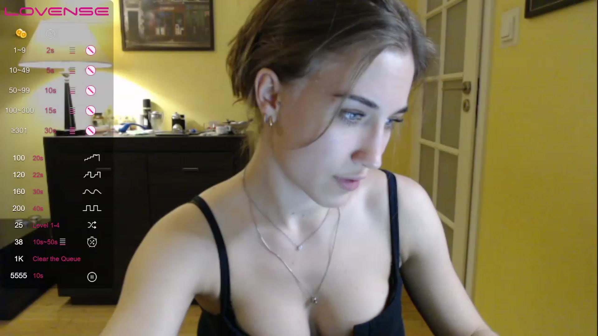 Gallery image thumbnail from GalaxyAnisia's myfreecams stream on, 05/09/2023, 18:11 image 12 of 20