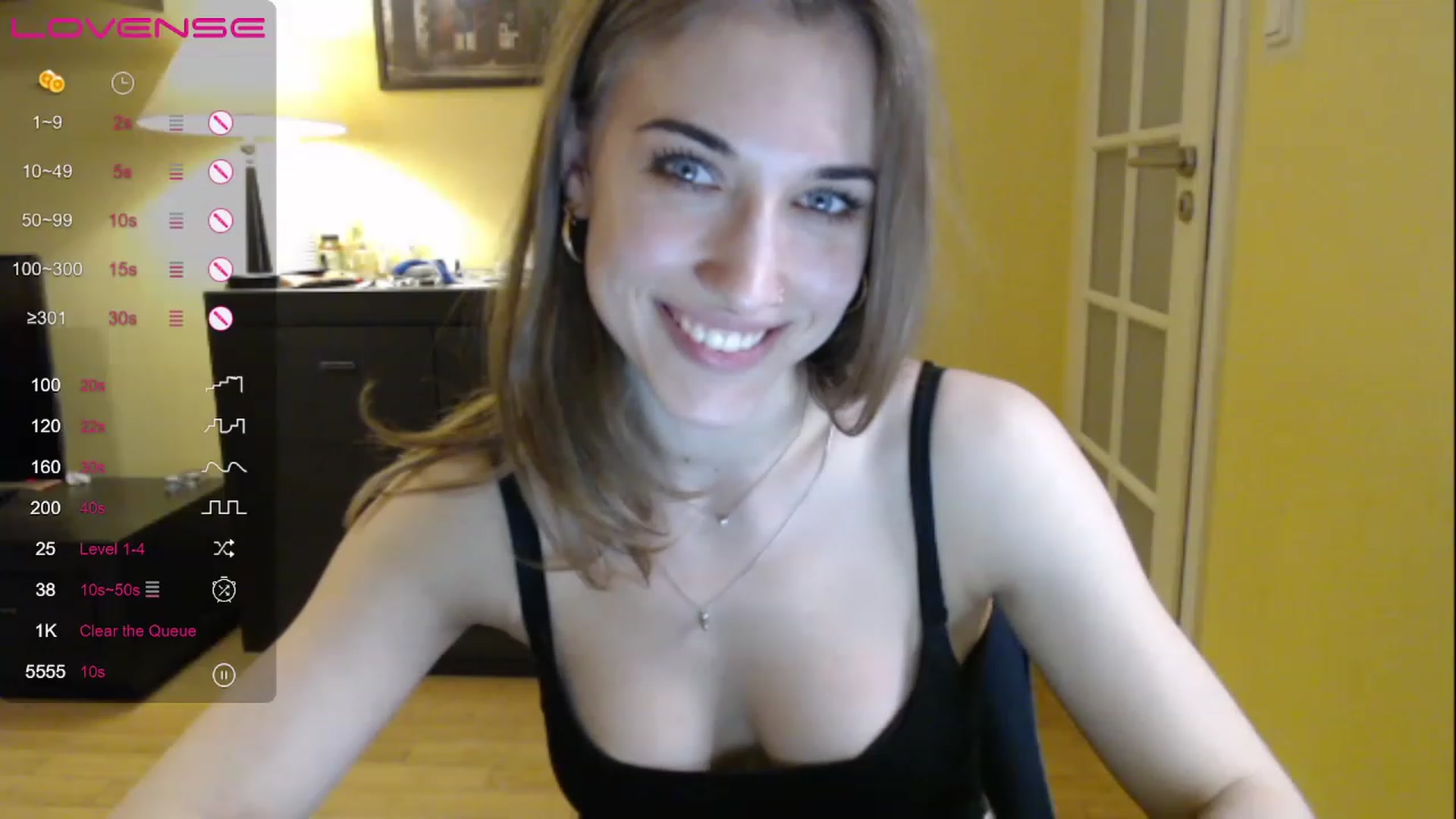 Gallery image thumbnail from GalaxyAnisia's myfreecams stream on, 05/18/2023, 18:58 image 10 of 20