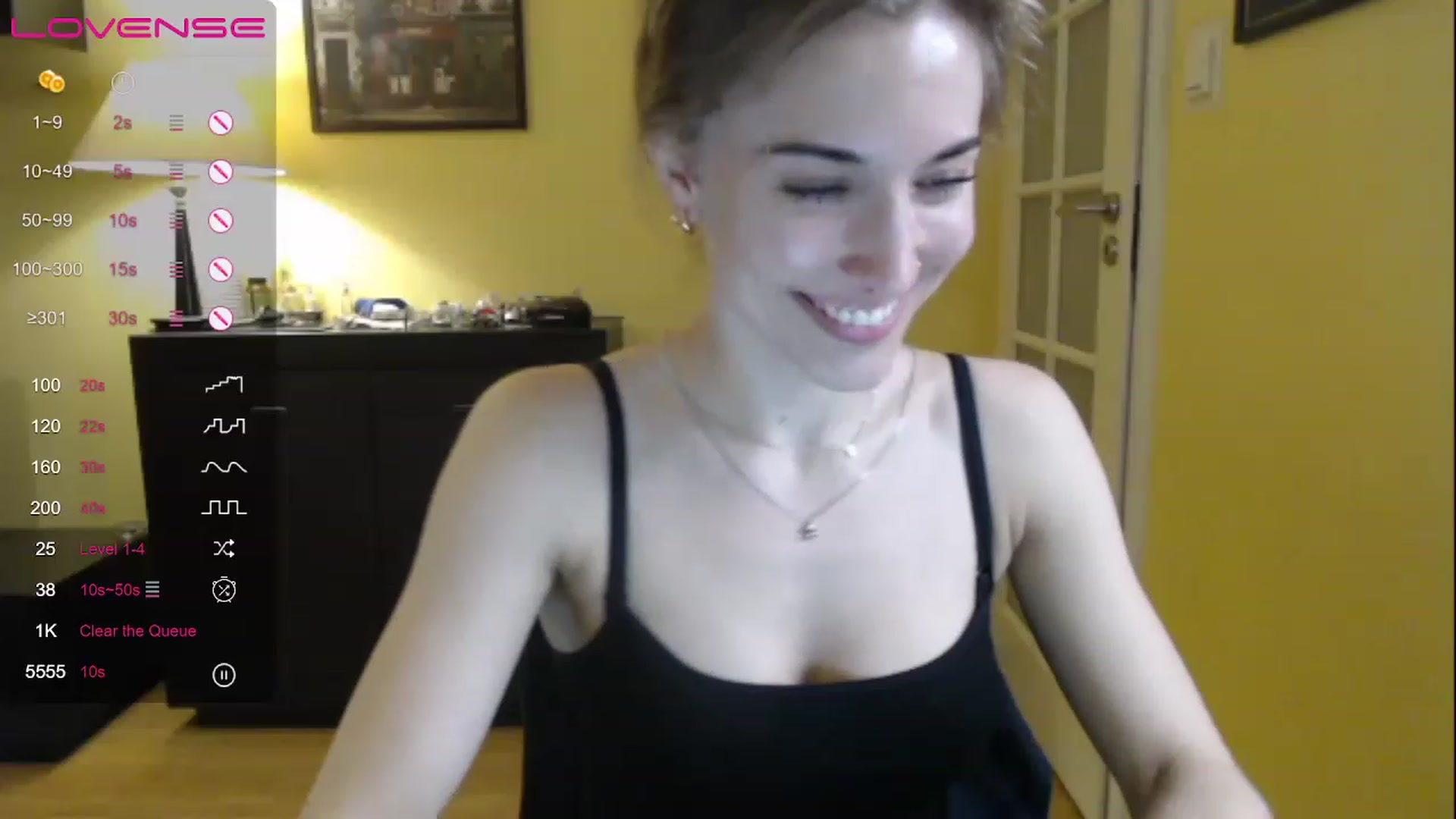 Gallery image thumbnail from GalaxyAnisia's myfreecams stream on, 05/21/2023, 17:09 image 5 of 20