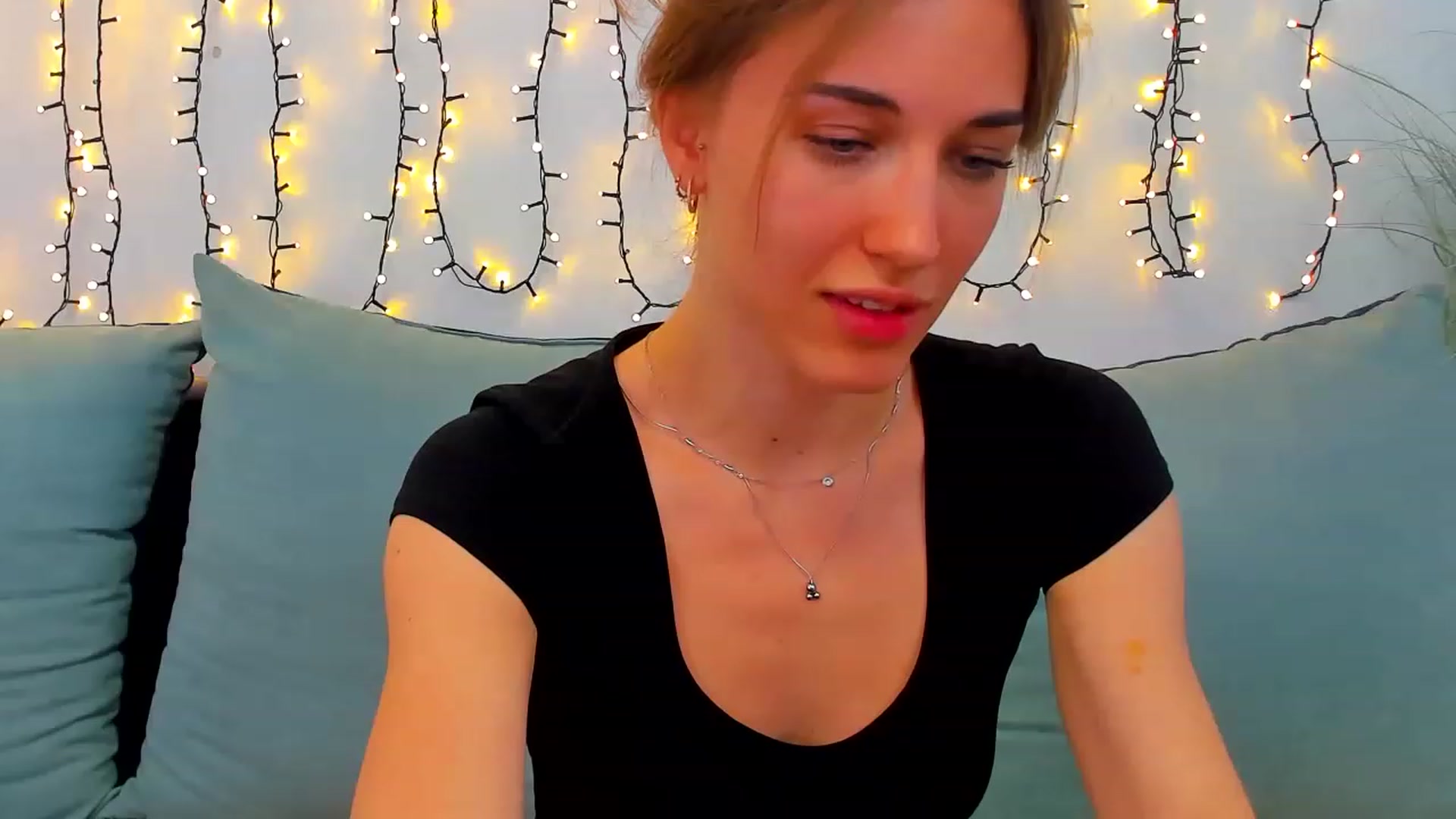 Gallery image thumbnail from GalaxyAnisia's myfreecams stream on, 07/07/2023, 12:36 image 15 of 20