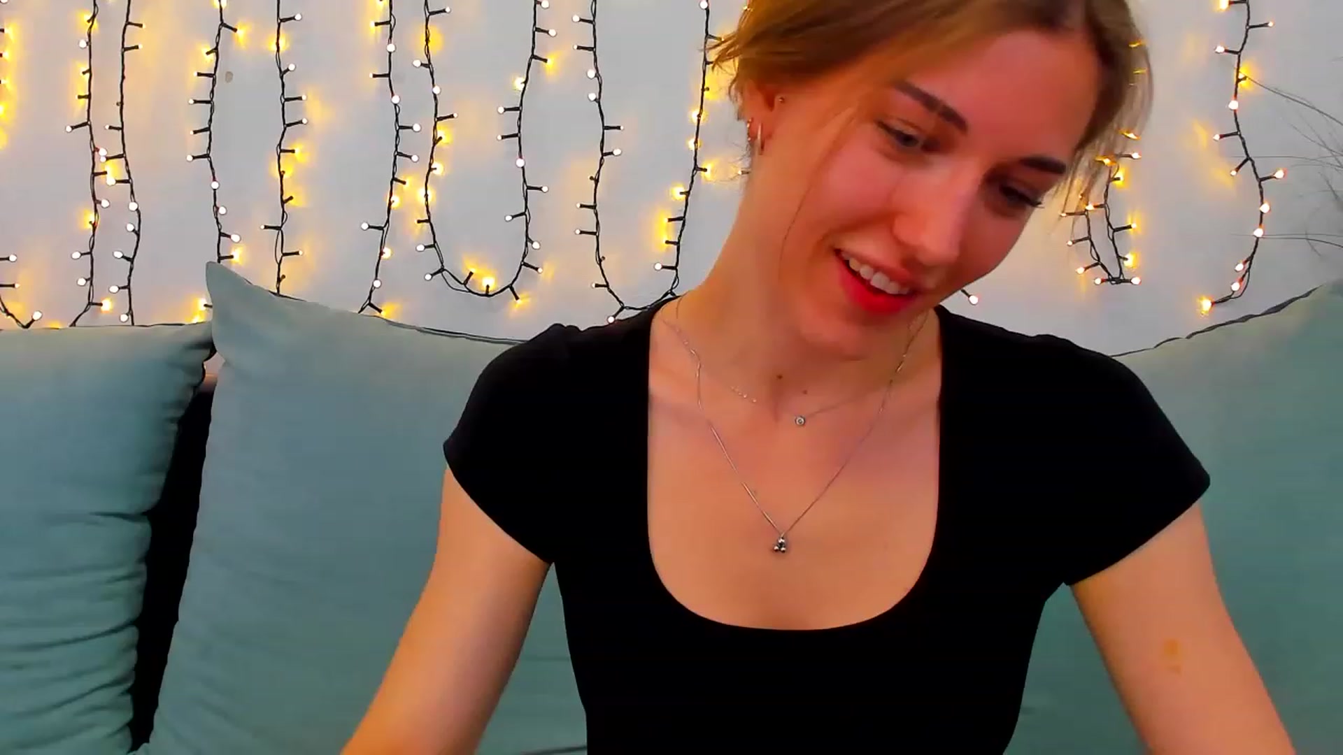 Gallery image thumbnail from GalaxyAnisia's myfreecams stream on, 07/07/2023, 13:49 image 1 of 20