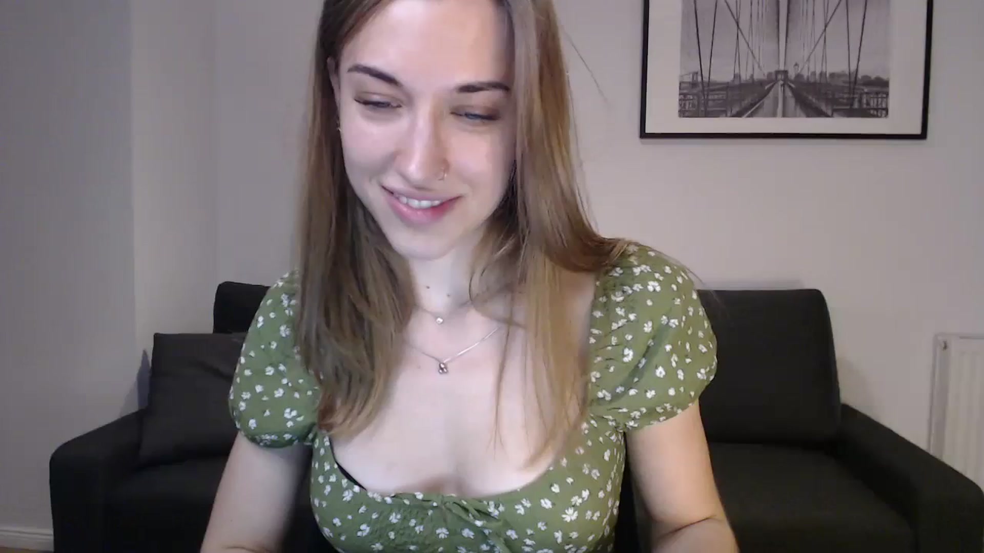 Gallery image thumbnail from GalaxyAnisia's myfreecams stream on, 08/08/2023, 18:14 image 6 of 20