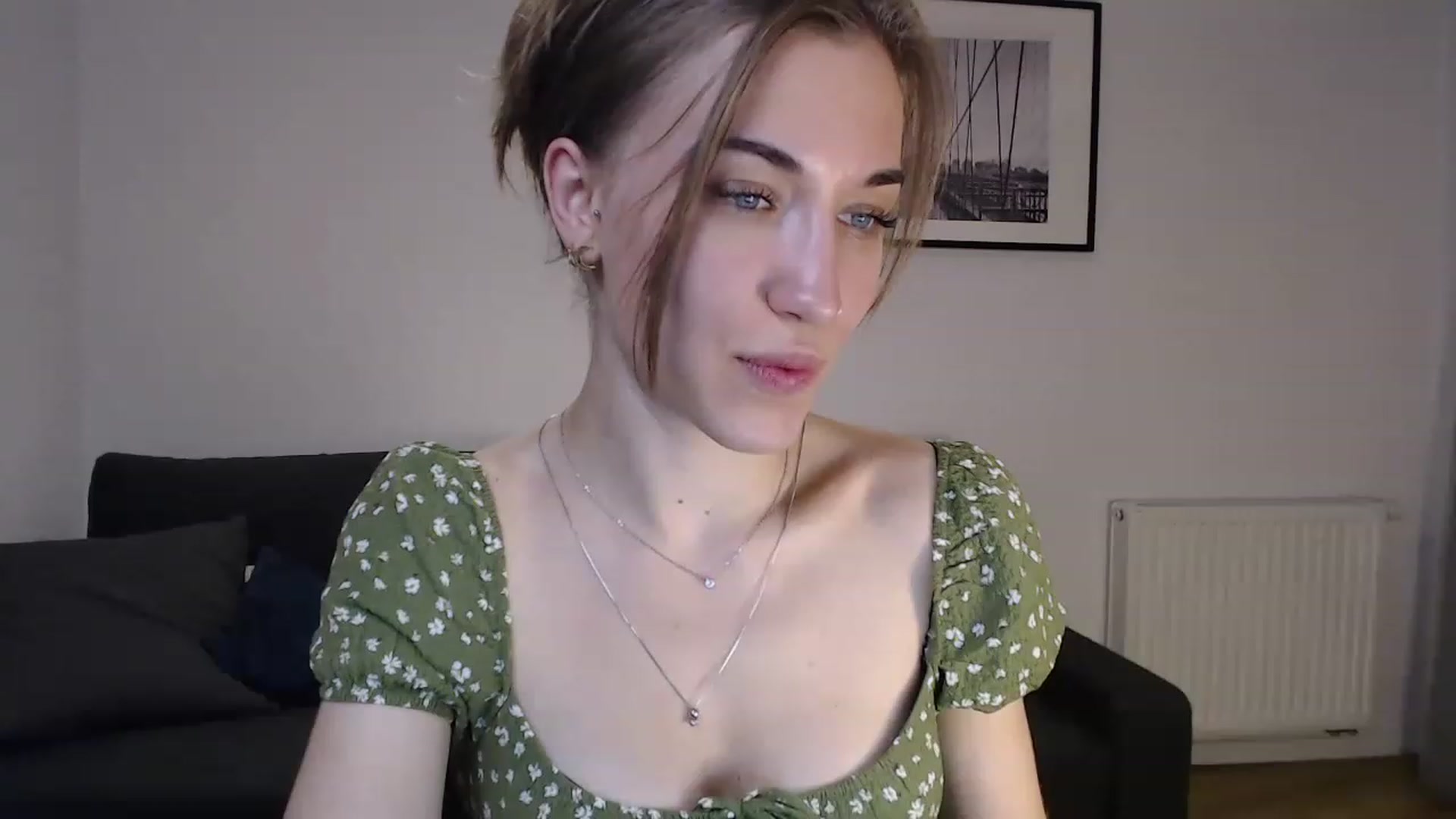 Gallery image thumbnail from GalaxyAnisia's myfreecams stream on, 08/08/2023, 23:02 image 5 of 20