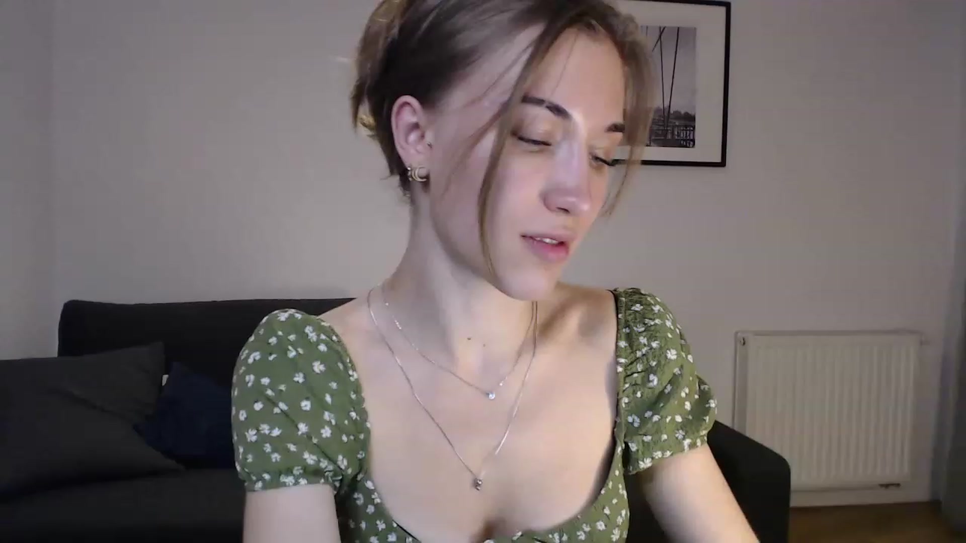 Gallery image thumbnail from GalaxyAnisia's myfreecams stream on, 08/08/2023, 23:02 image 10 of 20