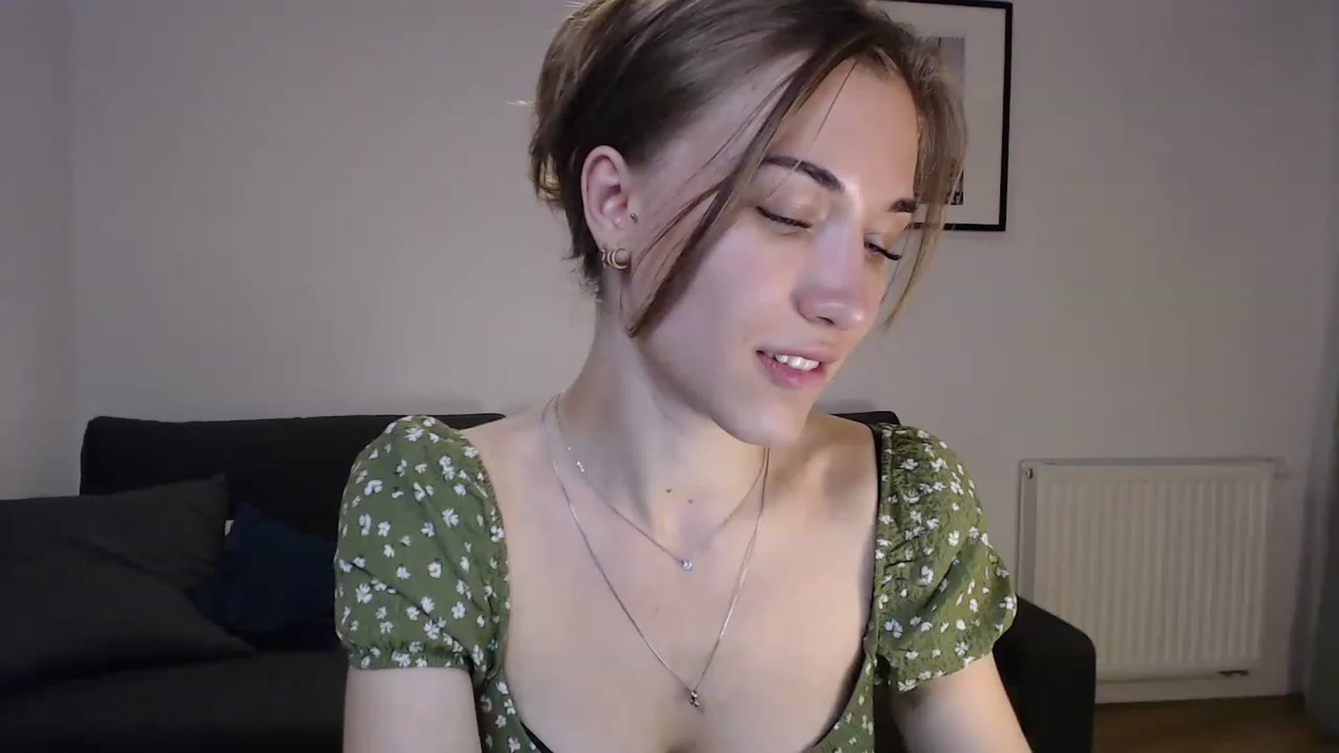 Gallery image thumbnail from GalaxyAnisia's myfreecams stream on, 08/08/2023, 23:02 image 15 of 20