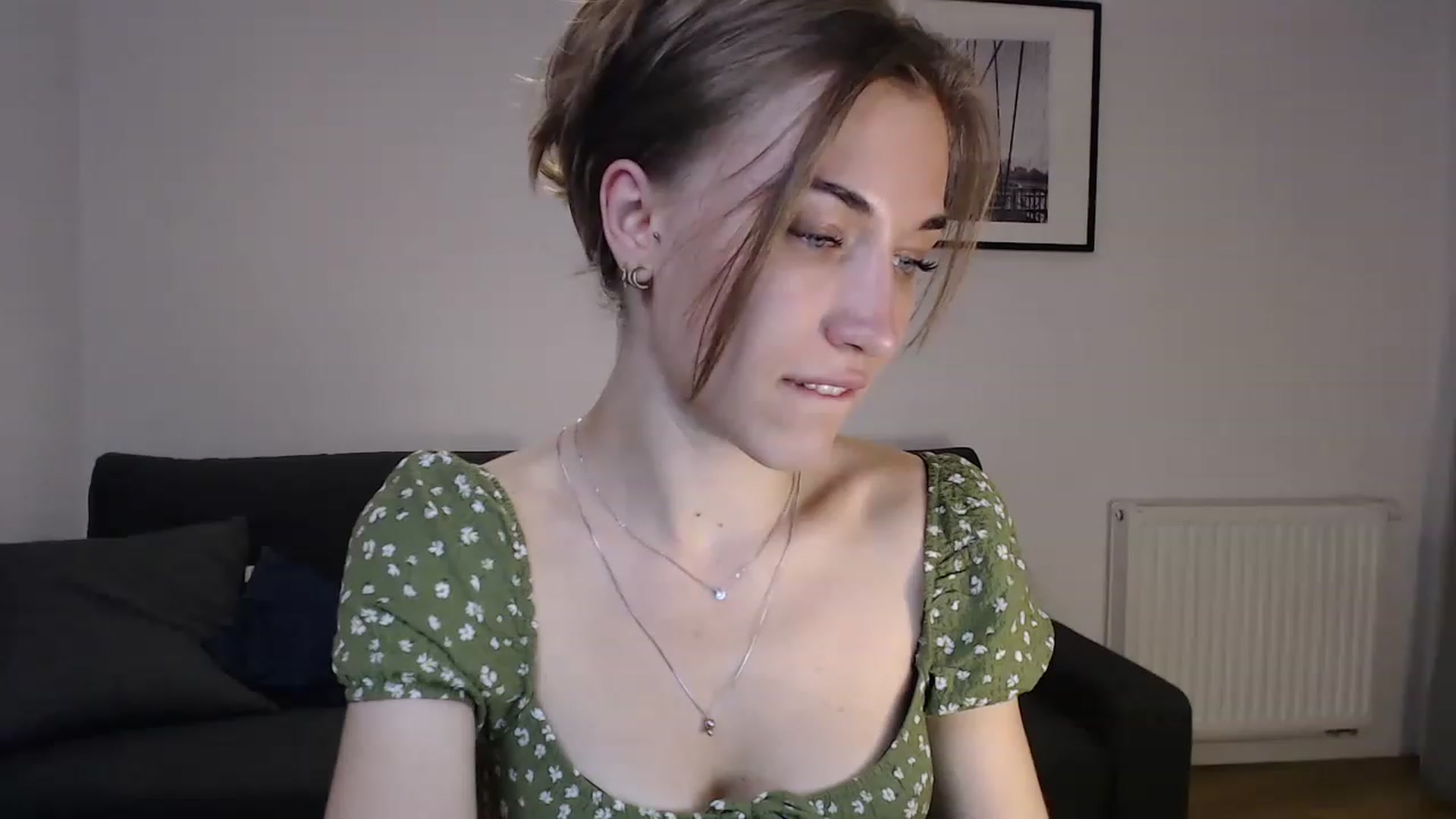Gallery image thumbnail from GalaxyAnisia's myfreecams stream on, 08/08/2023, 23:02 image 3 of 20