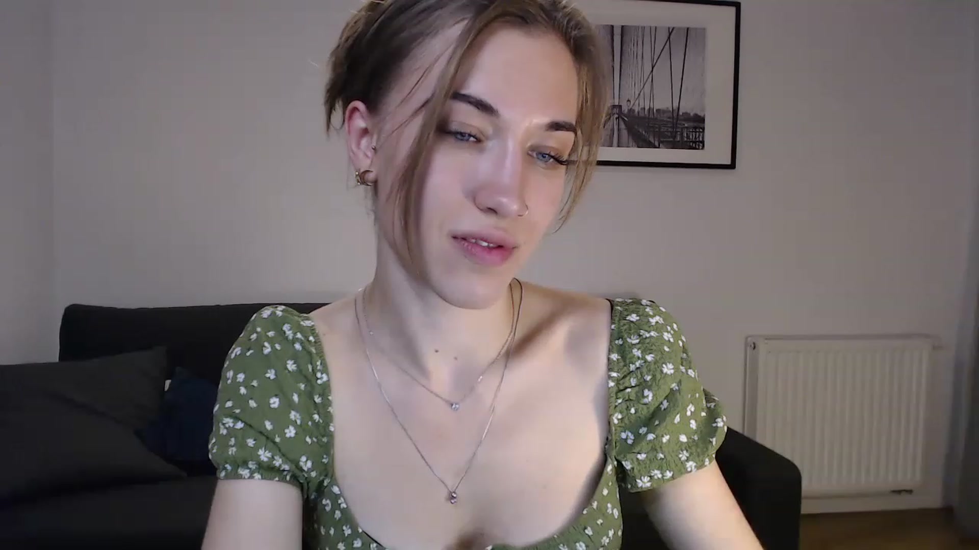 Gallery image thumbnail from GalaxyAnisia's myfreecams stream on, 08/08/2023, 23:02 image 2 of 20