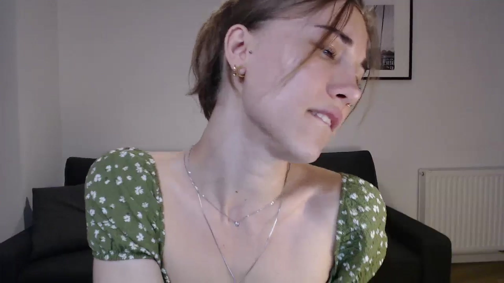 Gallery image thumbnail from GalaxyAnisia's myfreecams stream on, 08/09/2023, 24:53 image 2 of 20