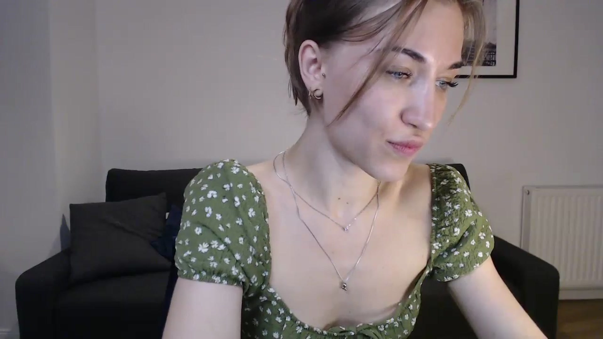 Gallery image thumbnail from GalaxyAnisia's myfreecams stream on, 08/09/2023, 24:53 image 12 of 20