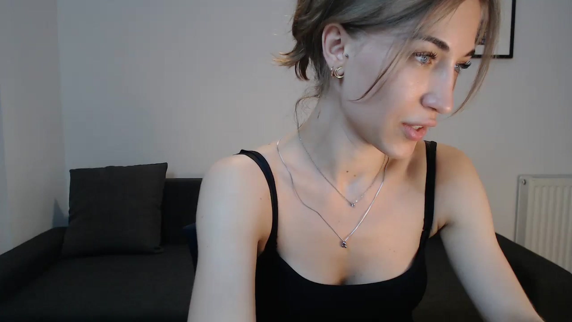 Gallery image thumbnail from GalaxyAnisia's myfreecams stream on, 08/12/2023, 13:50 image 15 of 20
