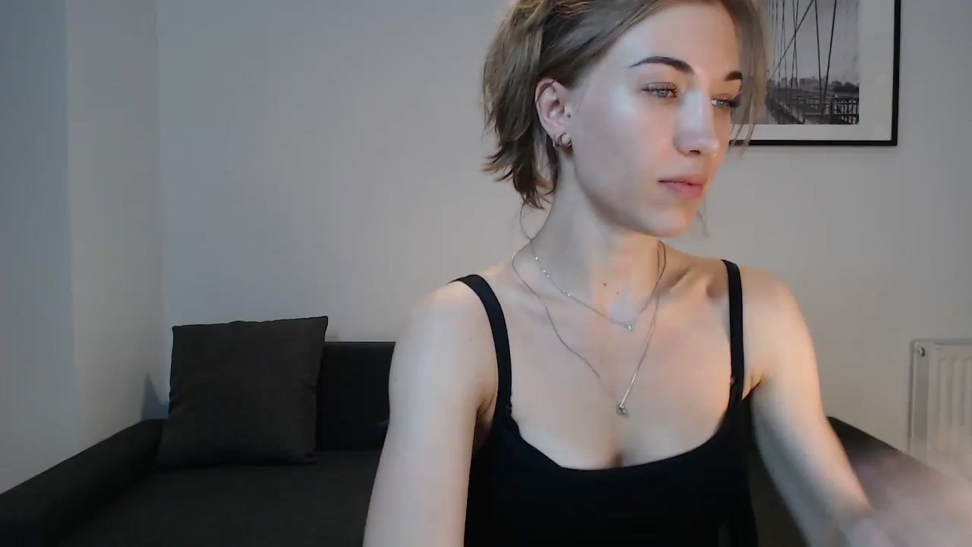 Gallery image thumbnail from GalaxyAnisia's myfreecams stream on, 08/12/2023, 13:50 image 1 of 20