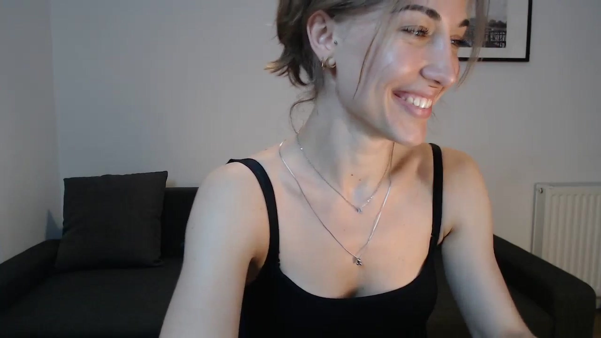 Gallery image thumbnail from GalaxyAnisia's myfreecams stream on, 08/12/2023, 13:50 image 9 of 20