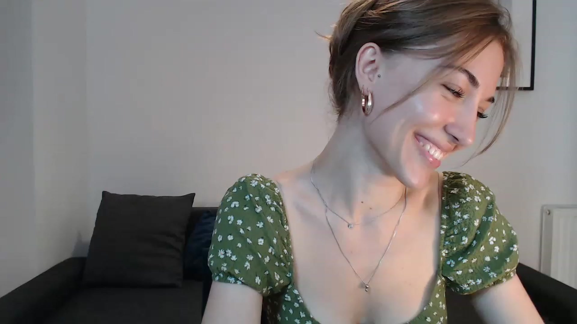Gallery image thumbnail from GalaxyAnisia's myfreecams stream on, 08/13/2023, 16:45 image 1 of 20
