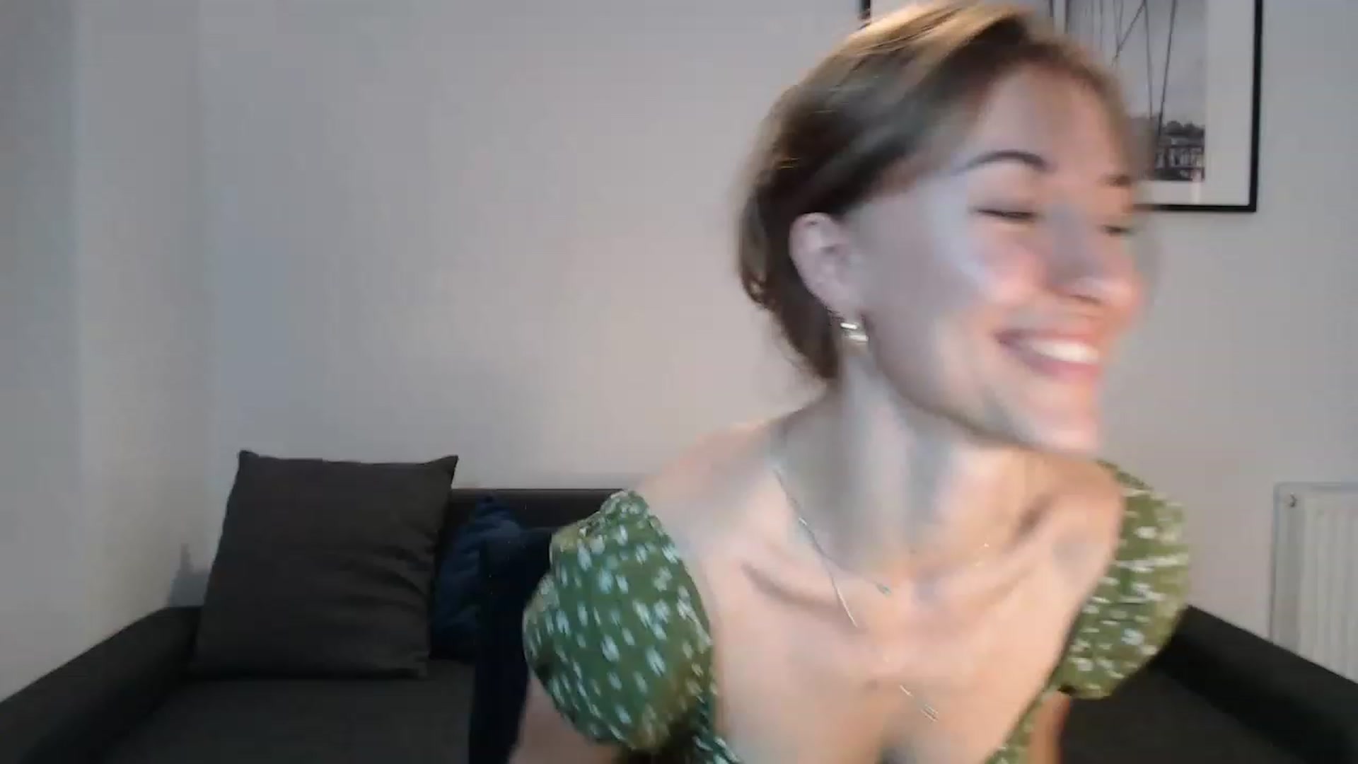 Gallery image thumbnail from GalaxyAnisia's myfreecams stream on, 08/13/2023, 16:45 image 4 of 20