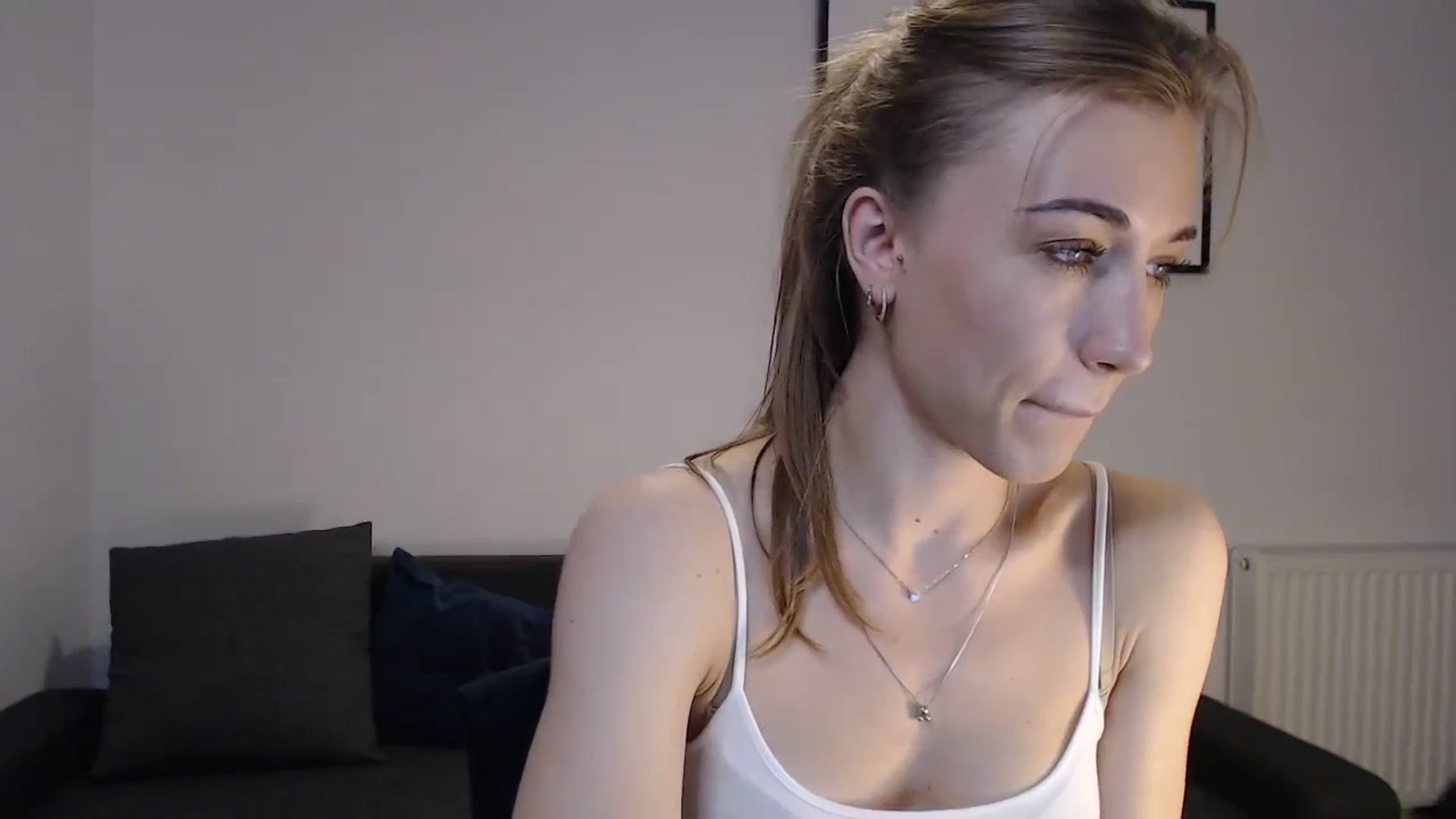Gallery image thumbnail from GalaxyAnisia's myfreecams stream on, 09/30/2023, 18:27 image 8 of 20