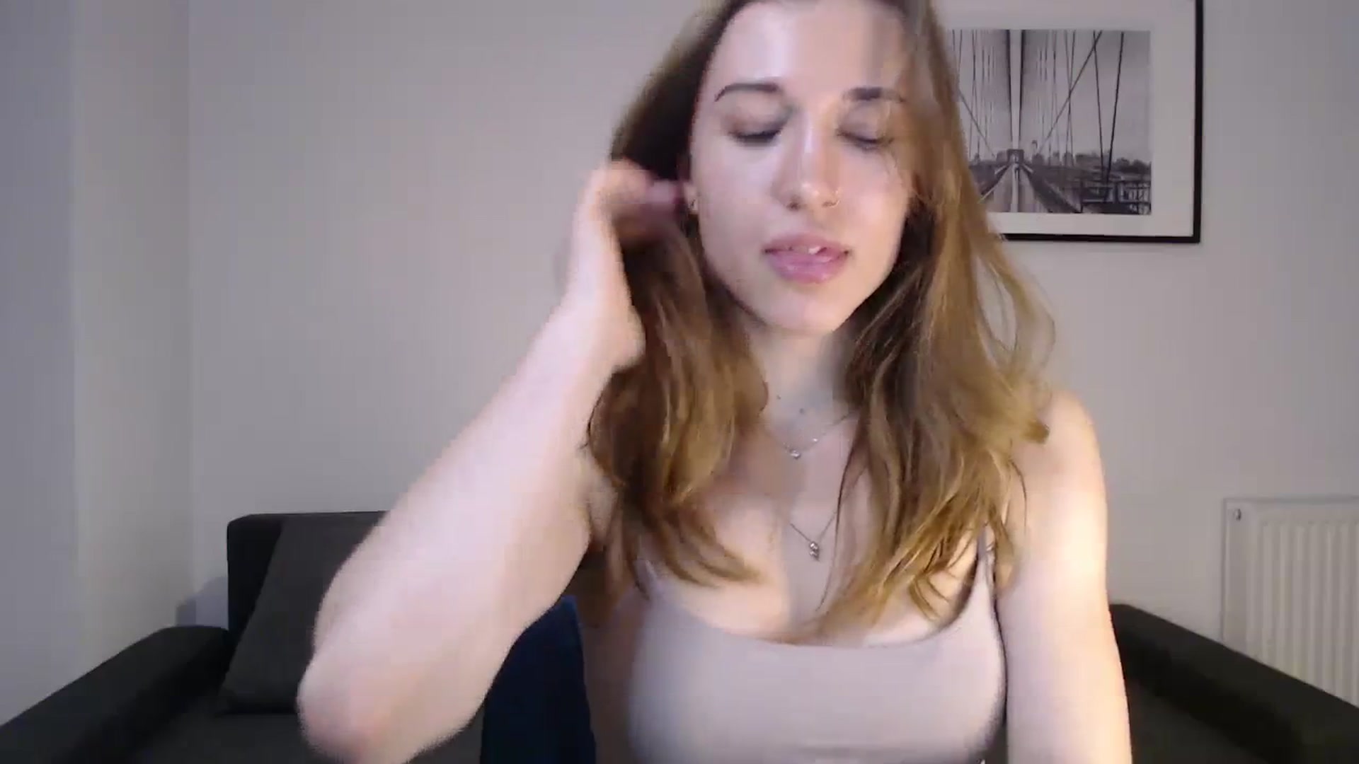 Gallery image thumbnail from GalaxyAnisia's myfreecams stream on, 10/04/2023, 02:43 image 10 of 20
