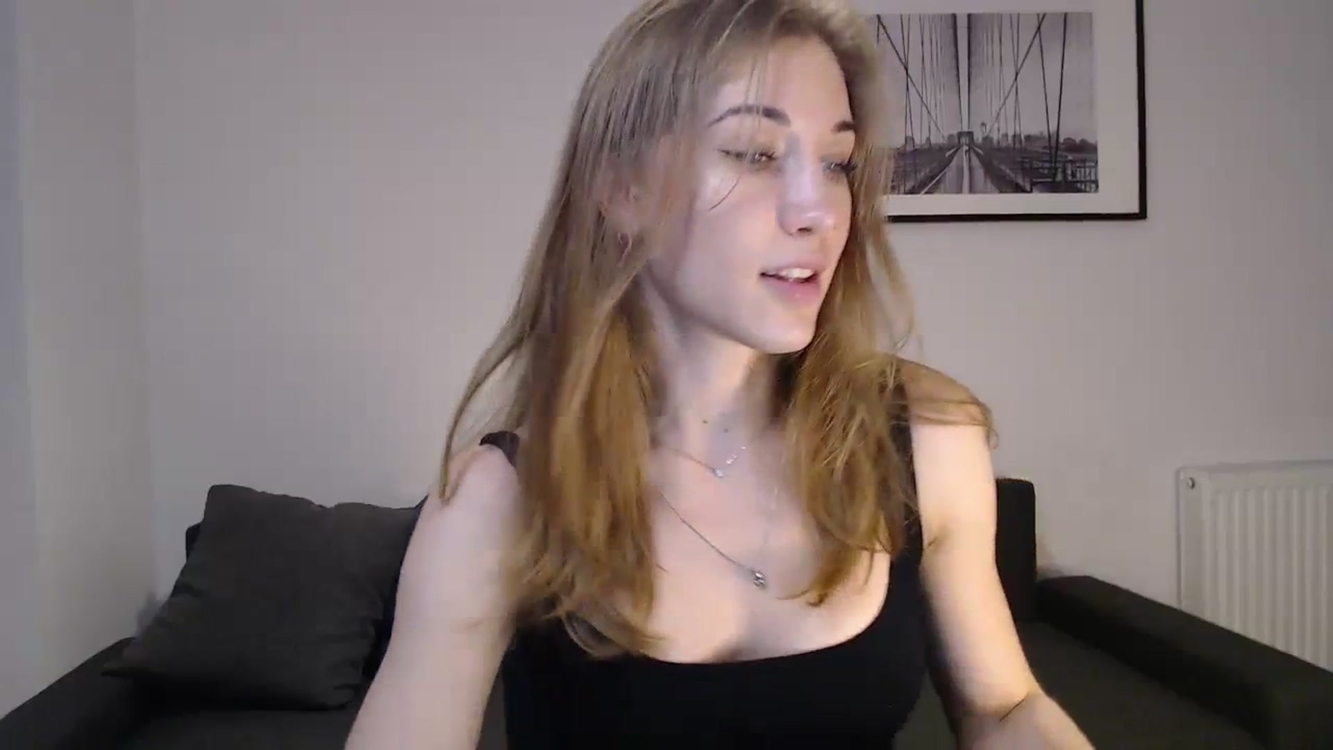 Gallery image thumbnail from GalaxyAnisia's myfreecams stream on, 10/07/2023, 17:09 image 19 of 20