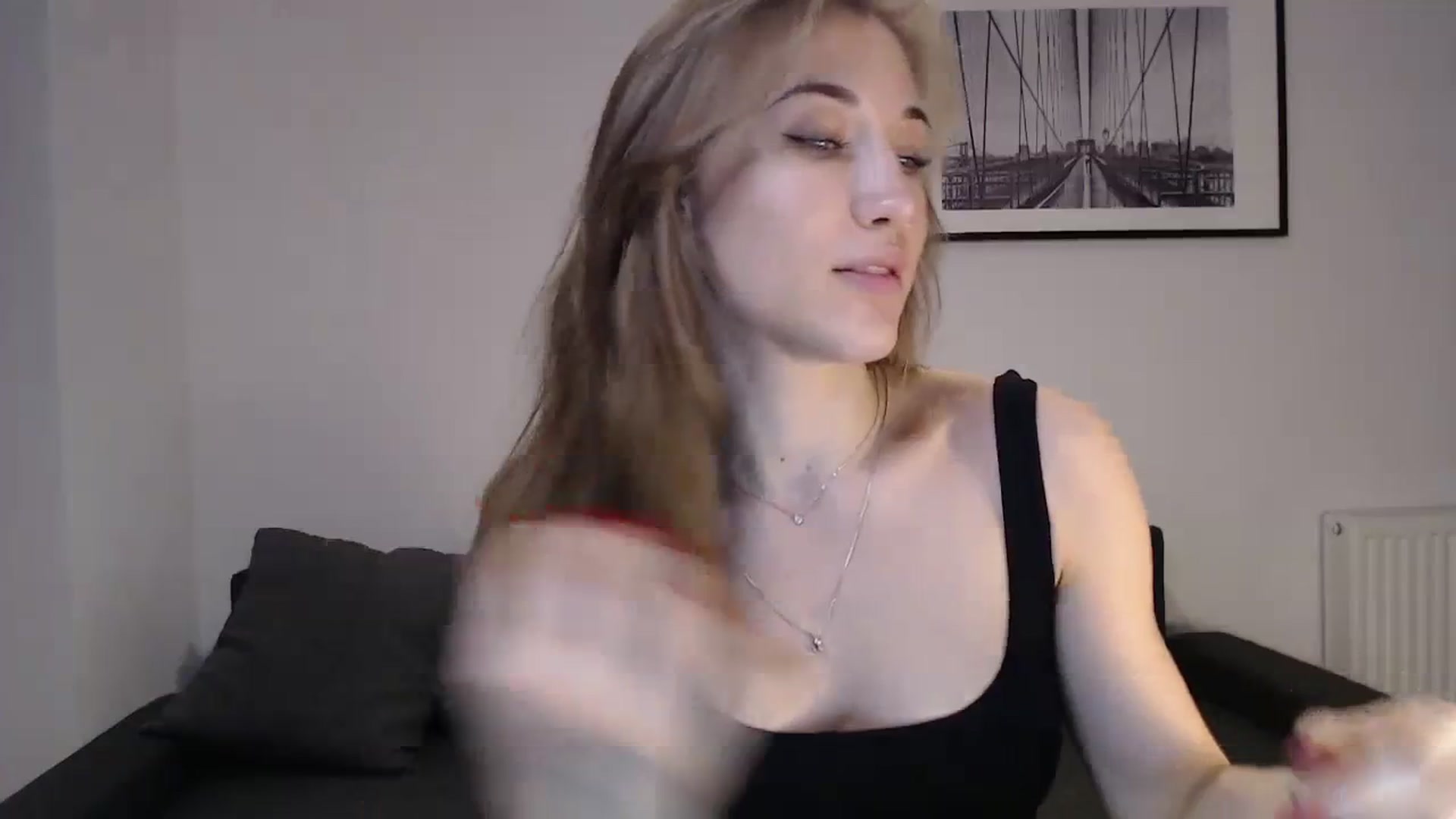 Gallery image thumbnail from GalaxyAnisia's myfreecams stream on, 10/07/2023, 17:09 image 14 of 20