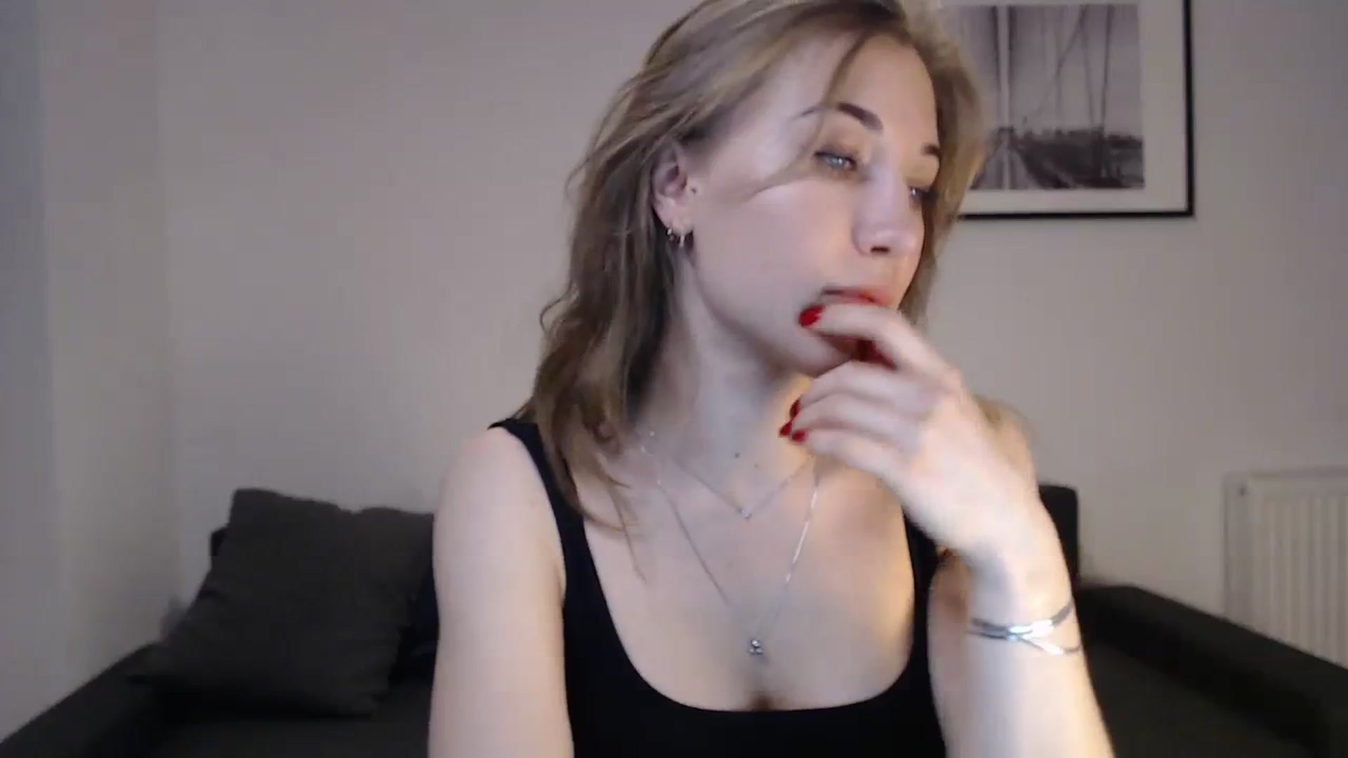 Gallery image thumbnail from GalaxyAnisia's myfreecams stream on, 10/07/2023, 17:09 image 12 of 20
