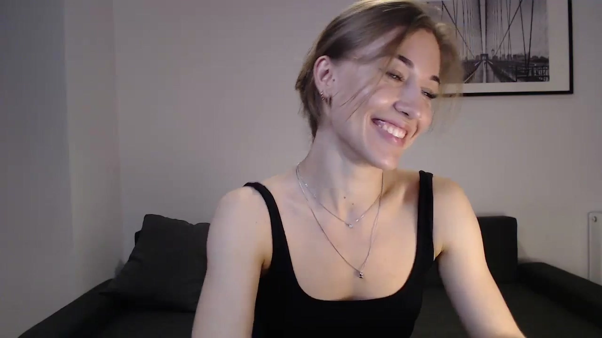 Gallery image thumbnail from GalaxyAnisia's myfreecams stream on, 10/07/2023, 17:59 image 18 of 20