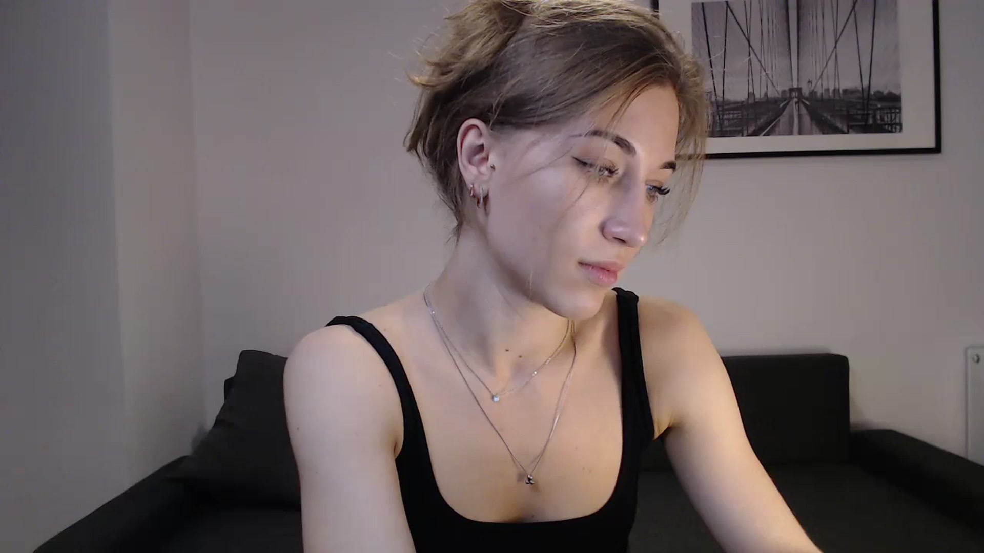 Gallery image thumbnail from GalaxyAnisia's myfreecams stream on, 10/07/2023, 17:59 image 11 of 20