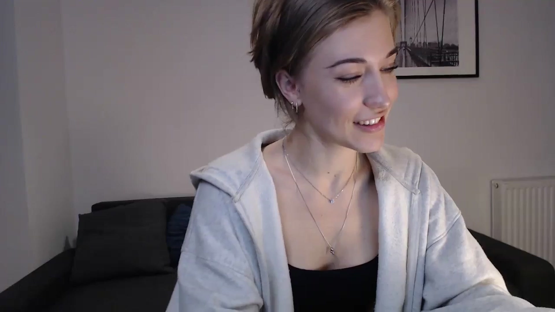 Gallery image thumbnail from GalaxyAnisia's myfreecams stream on, 10/08/2023, 16:46 image 6 of 20